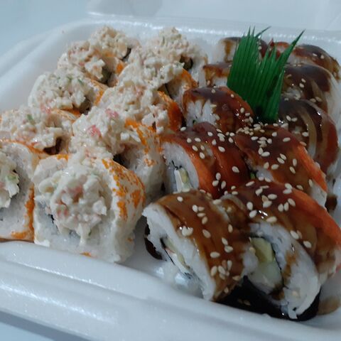 Sushi Nori Thai image 4