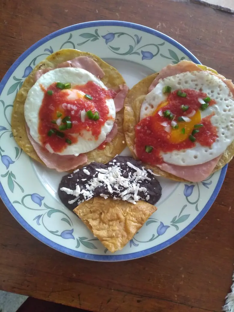 Leopoldo's Restaurante image 2