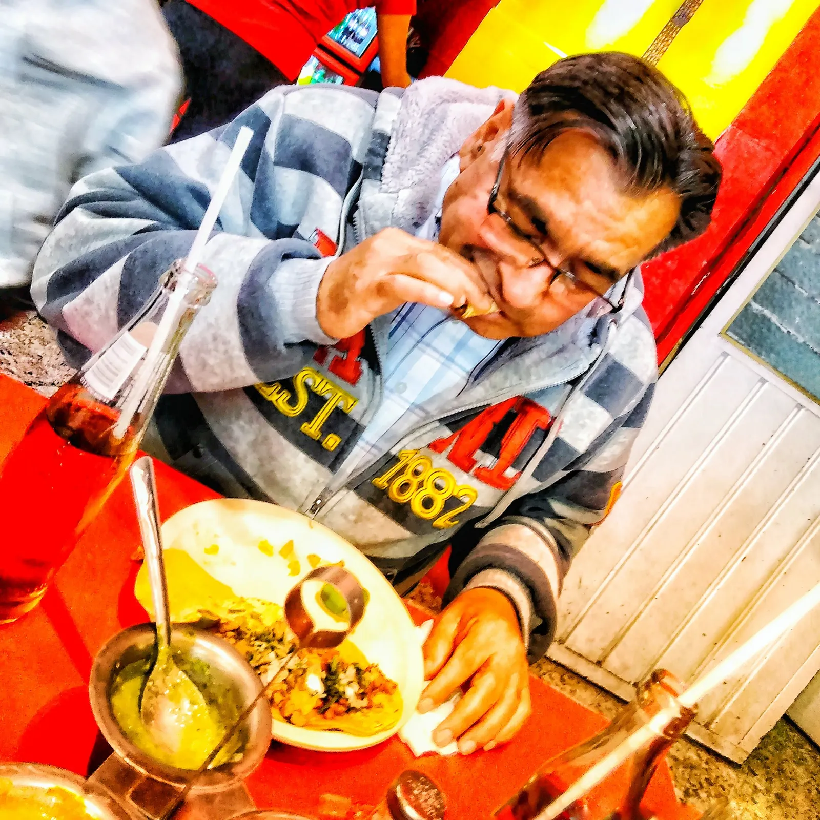 Taqueria Man Hu image 7