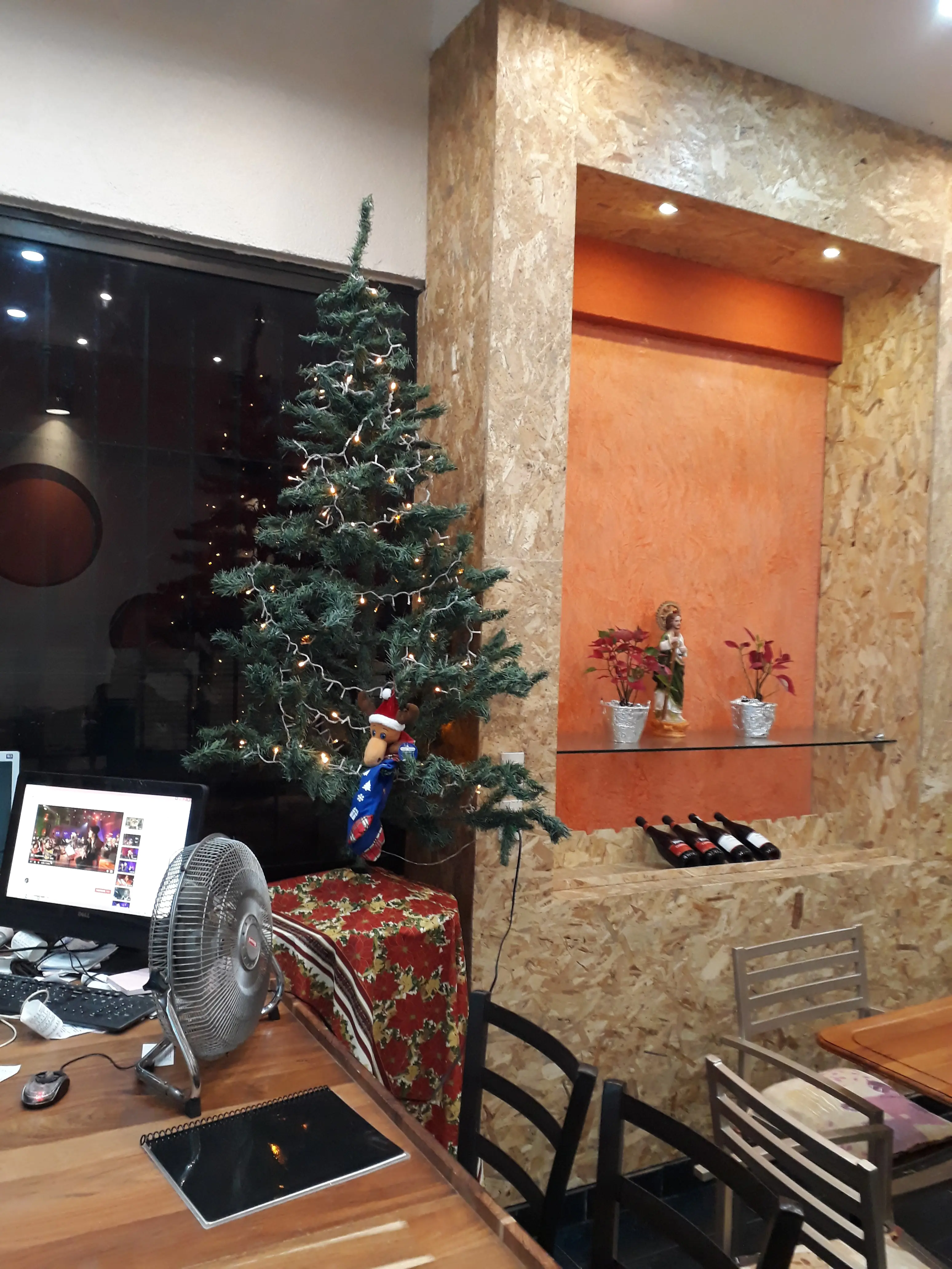 Z'Ro Restaurate Bar image 10