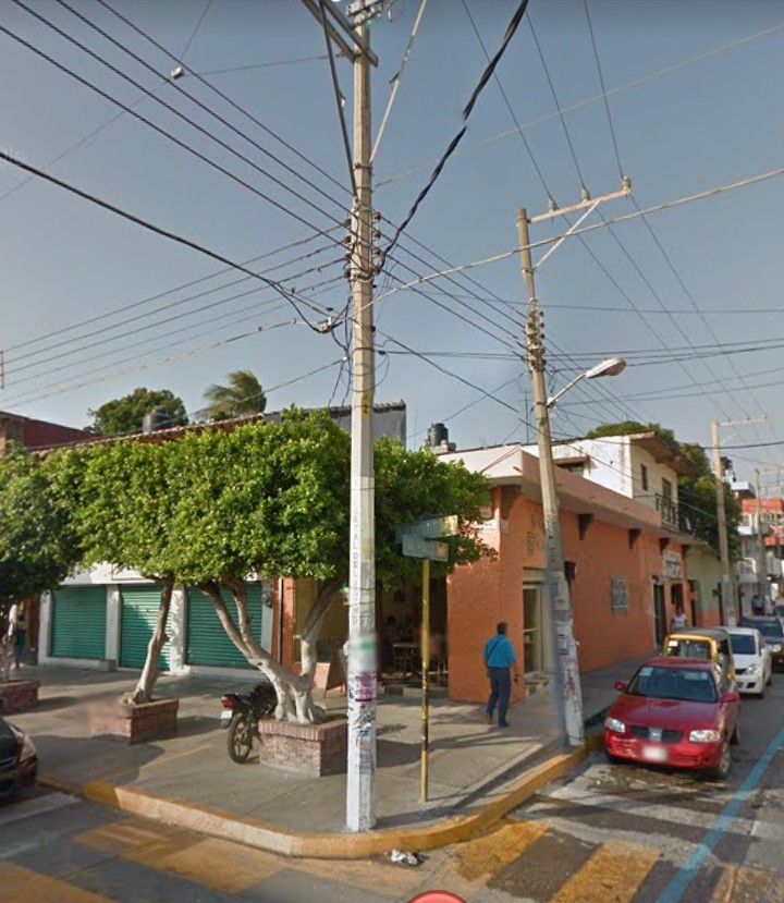 Comedor Sargento Pimienta image 6