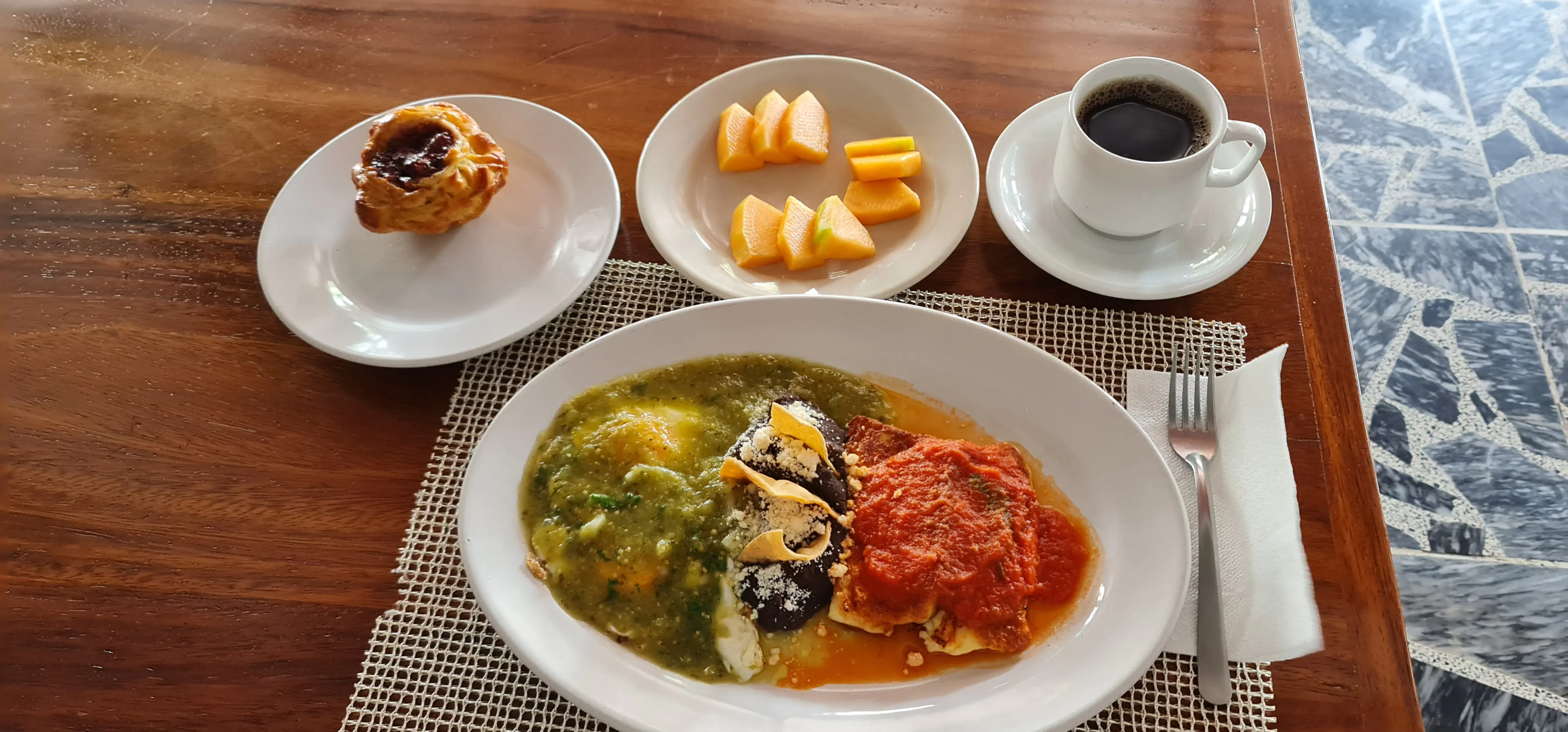 Restaurante 2/57 image 2