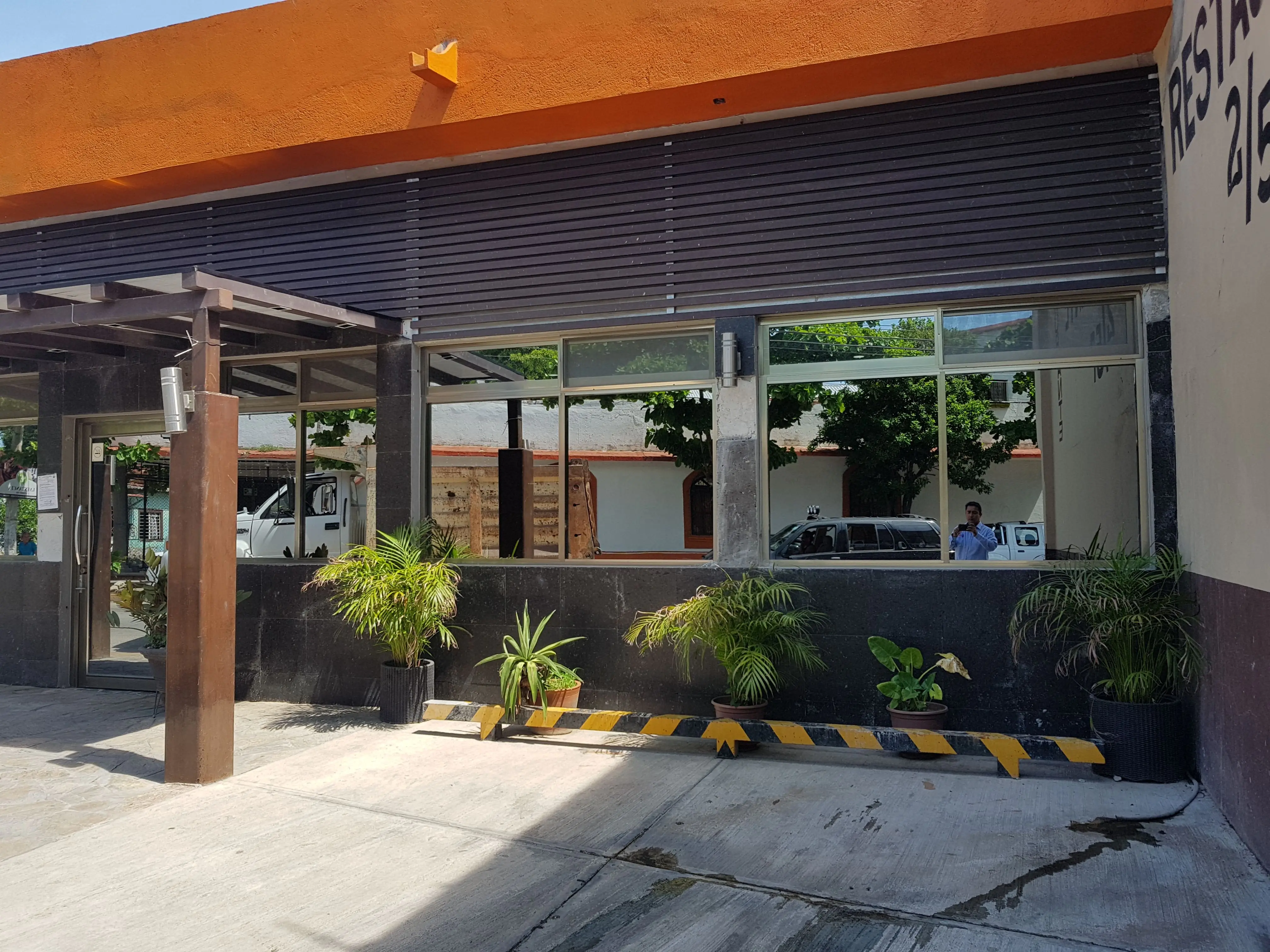 Restaurante 2/57 image 3