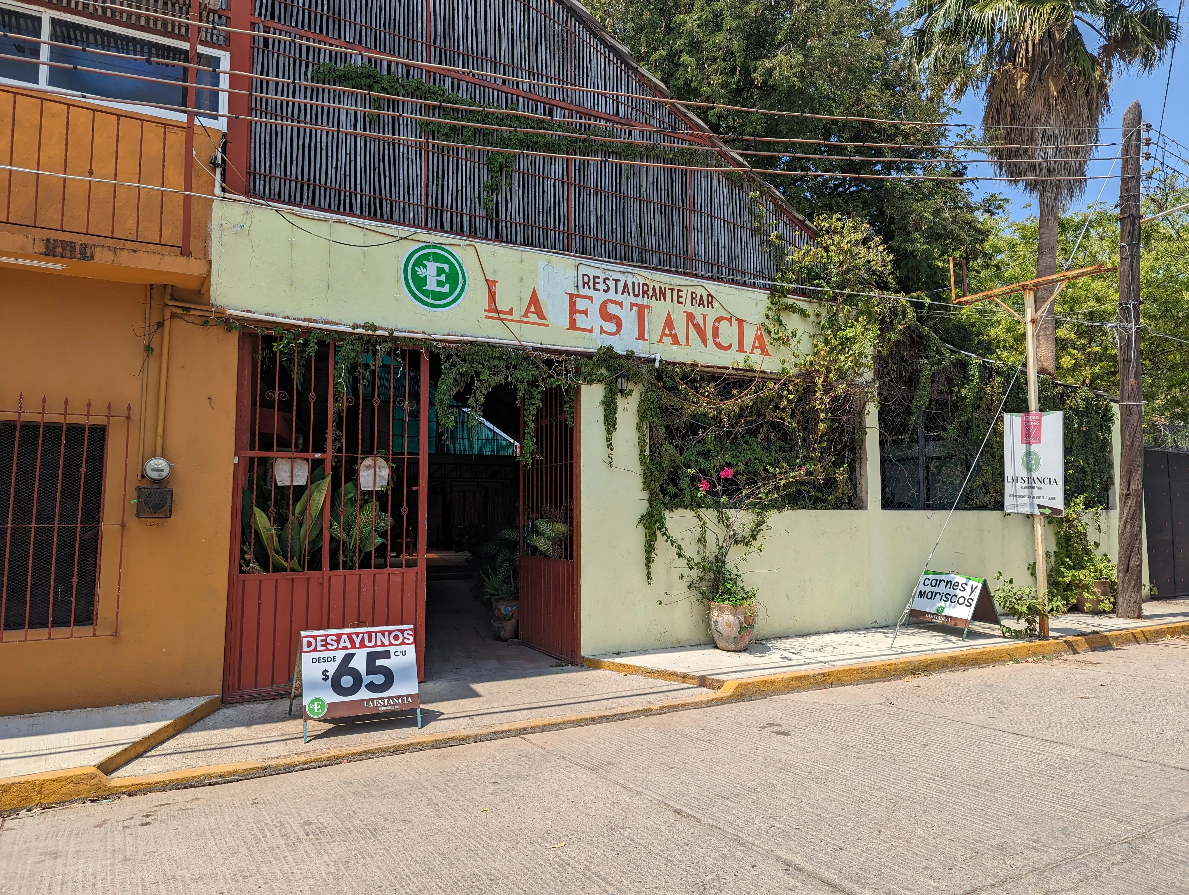 La Estancia Restaurante image 10