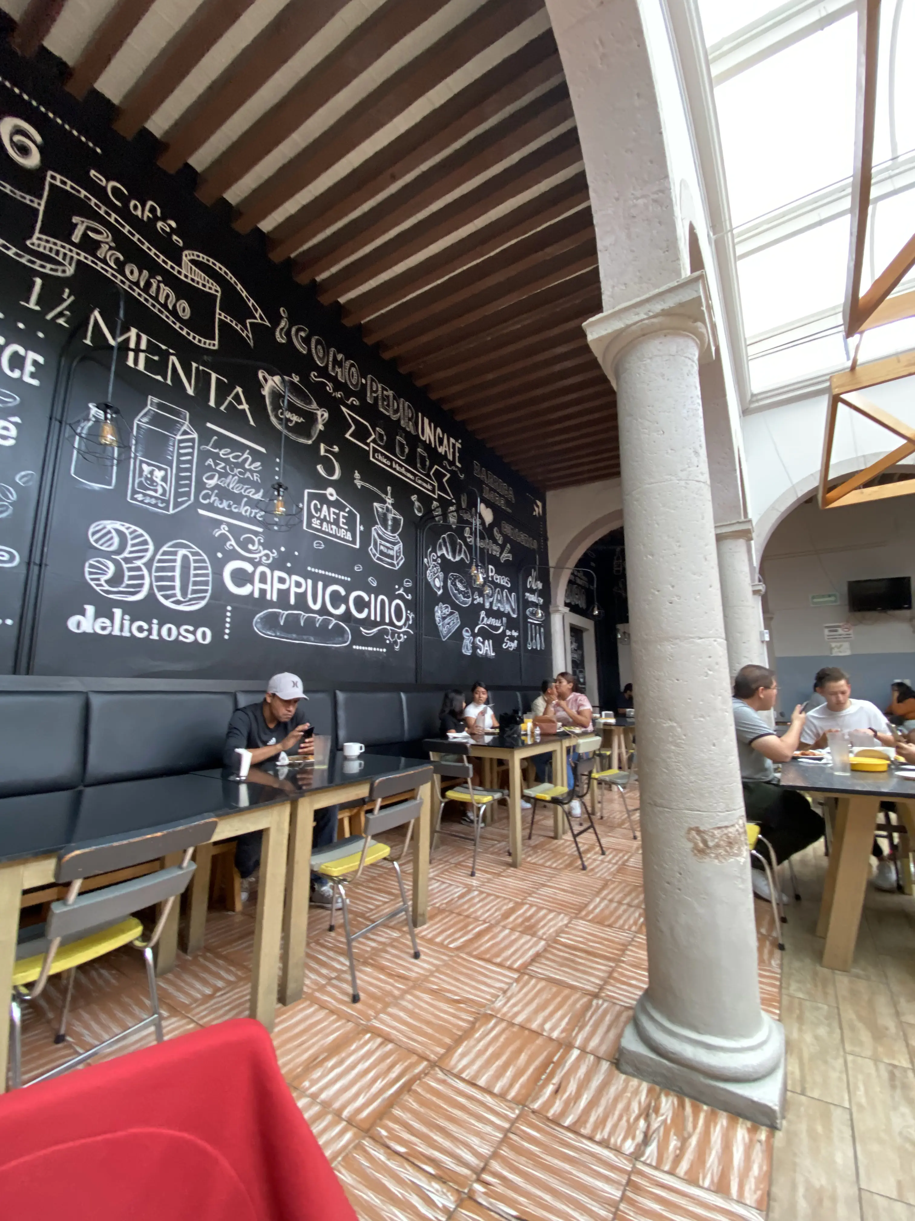 Dominguin, Buffet Manolete image 3