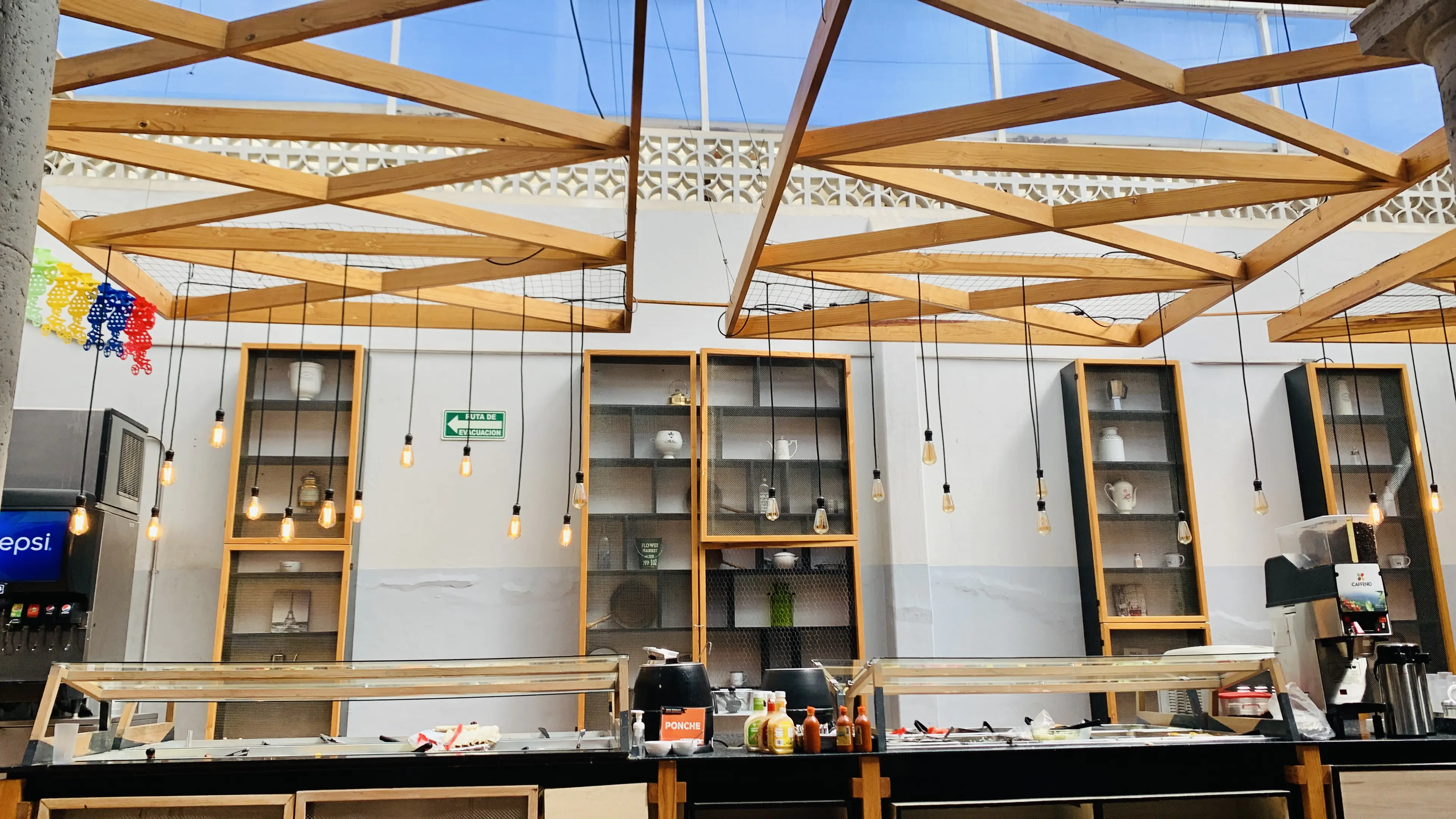 Dominguin, Buffet Manolete image 5