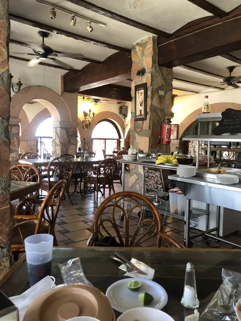 La Posta Restaurante y Bar image 1