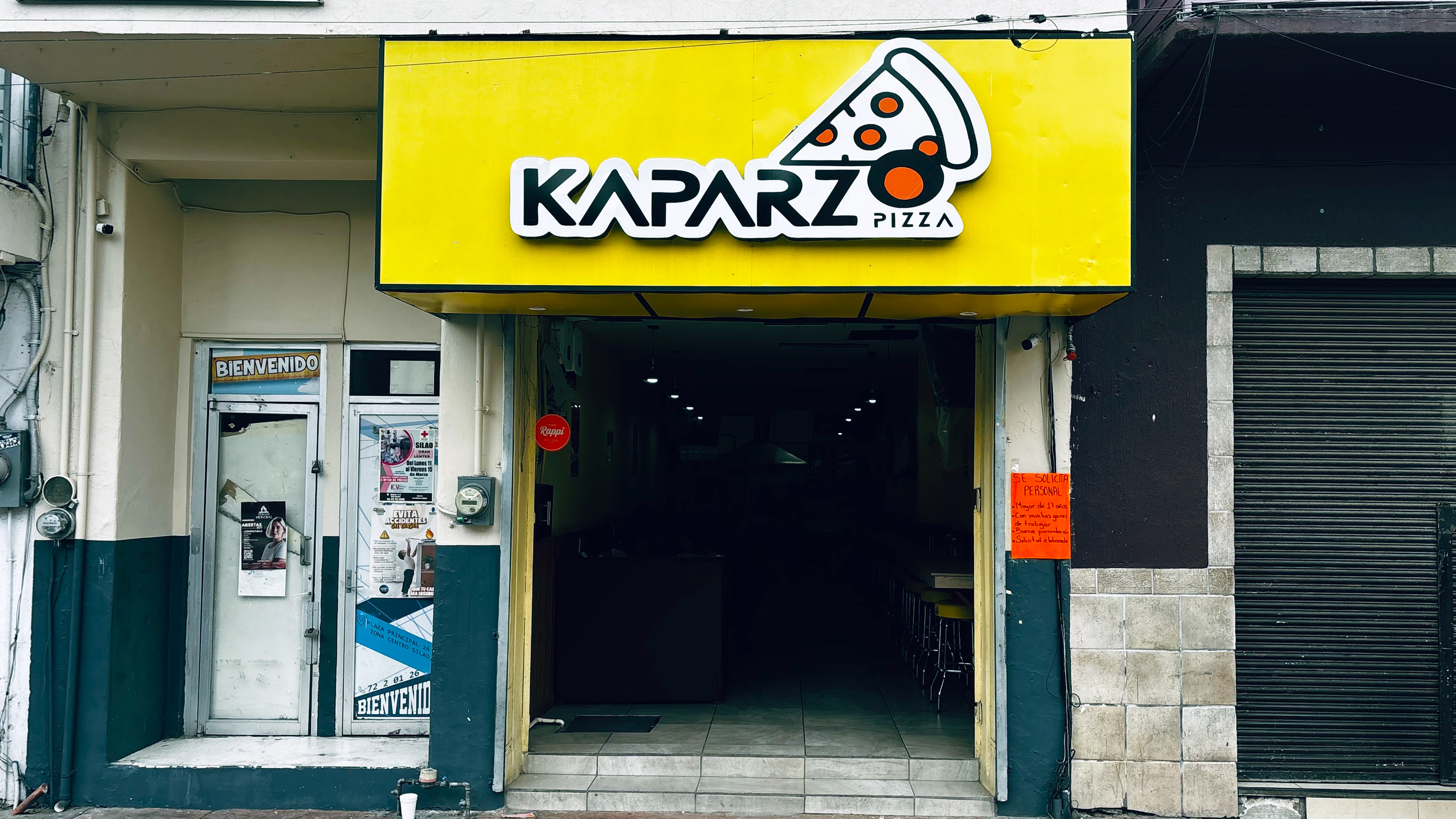 kaparzo Pizza Silao image 1