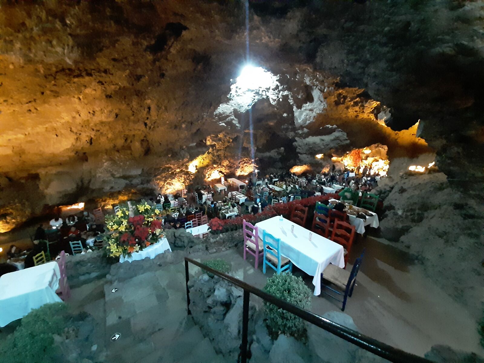 La Gruta image 4