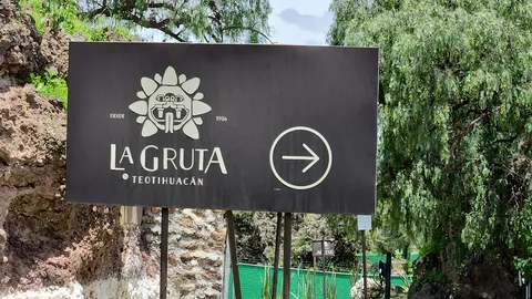 La Gruta image 6