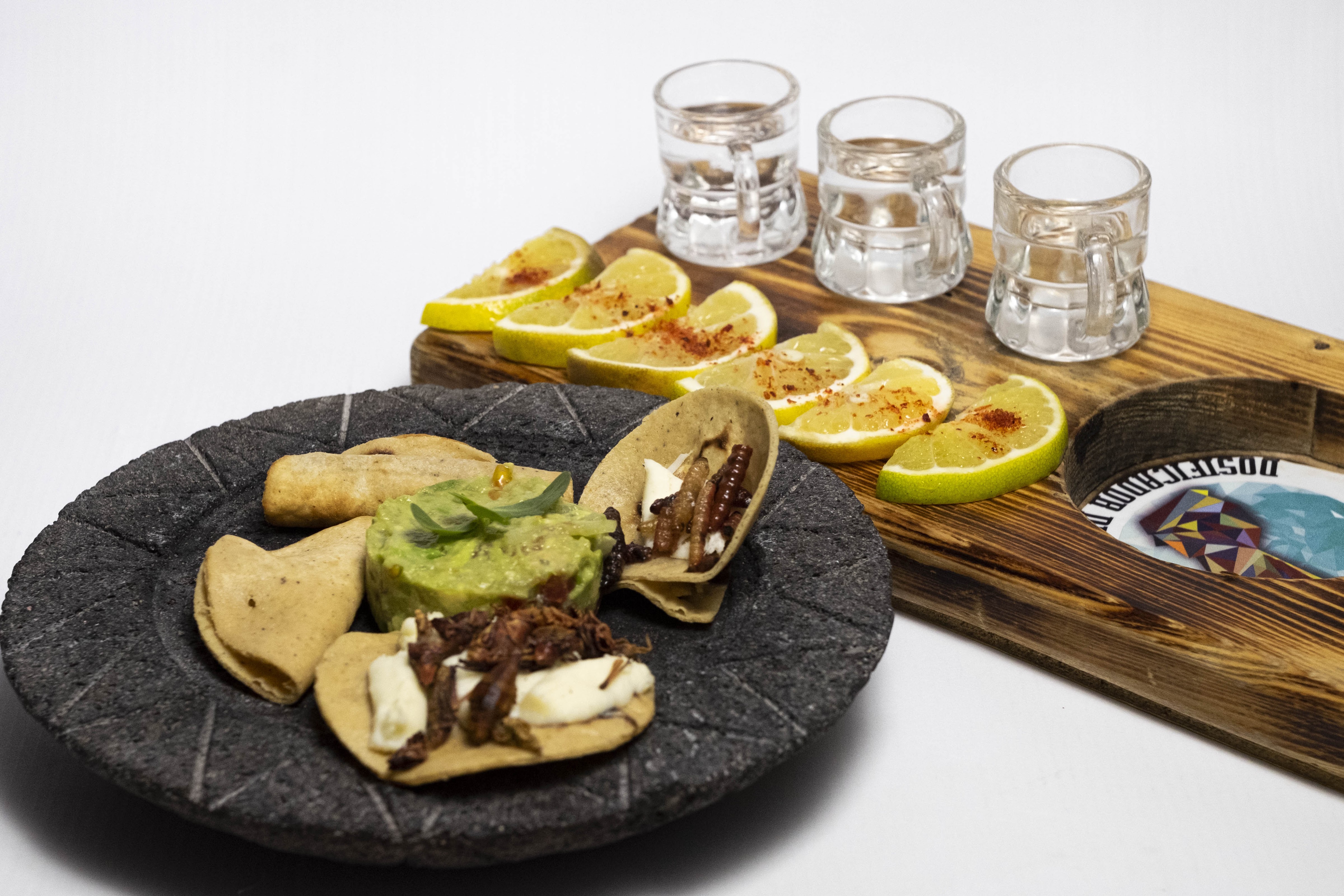 Mezcaleria Conejo en la Luna image 2