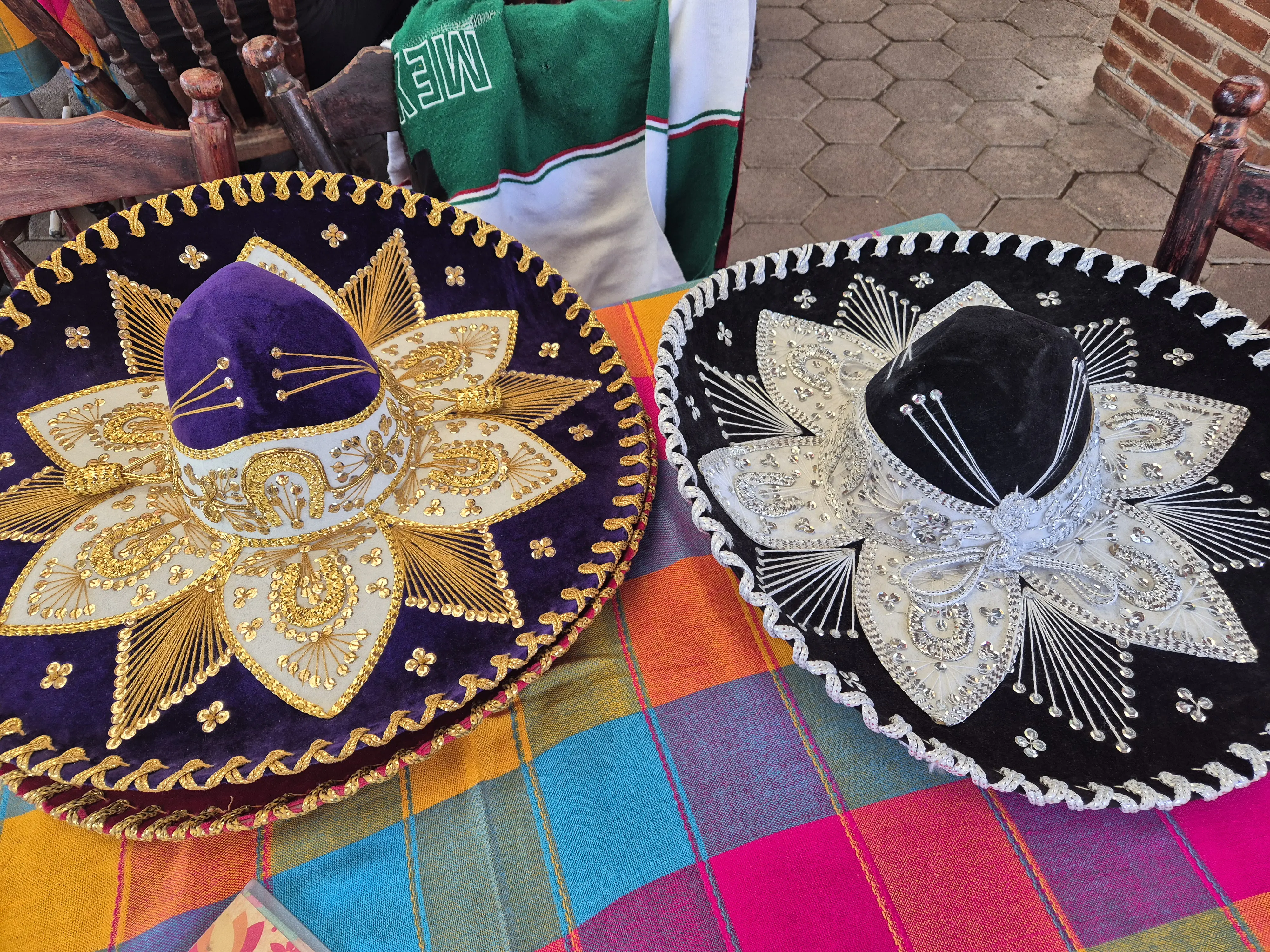 Mi México Lindo - Restaurante Y Artesanías image 4