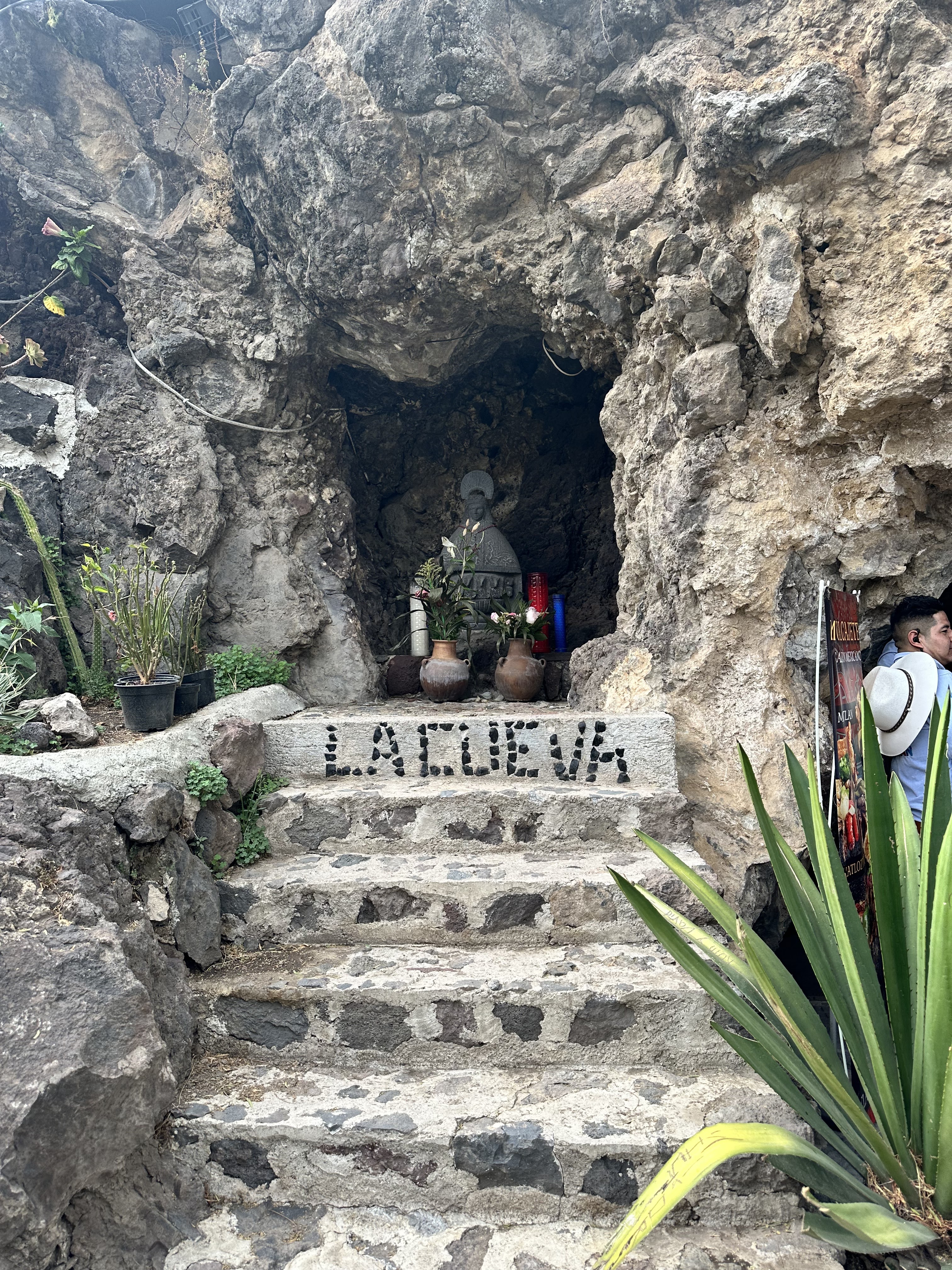 La Cueva Teotihuacán image 6