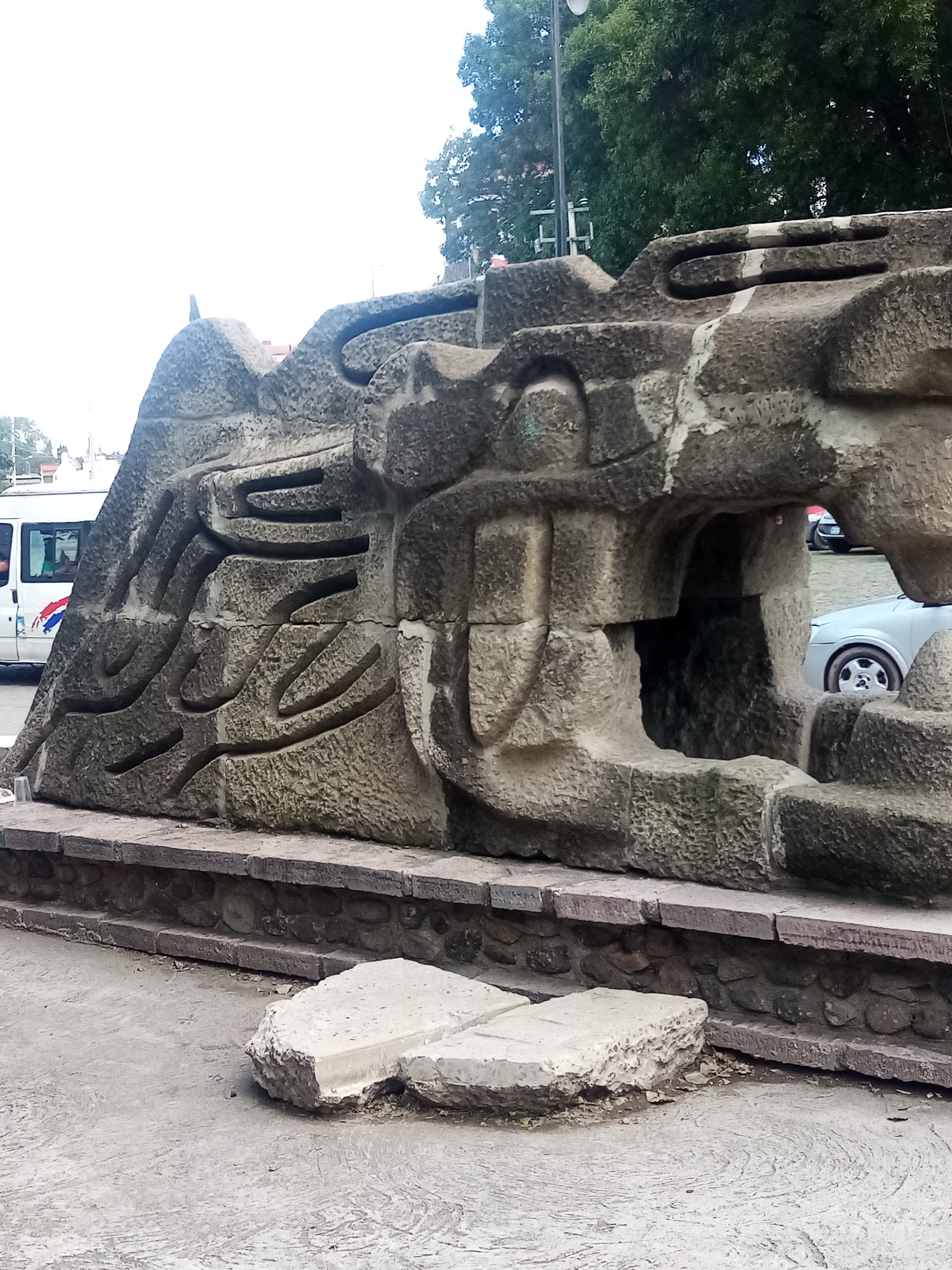 Los Ahuehuetes image 6