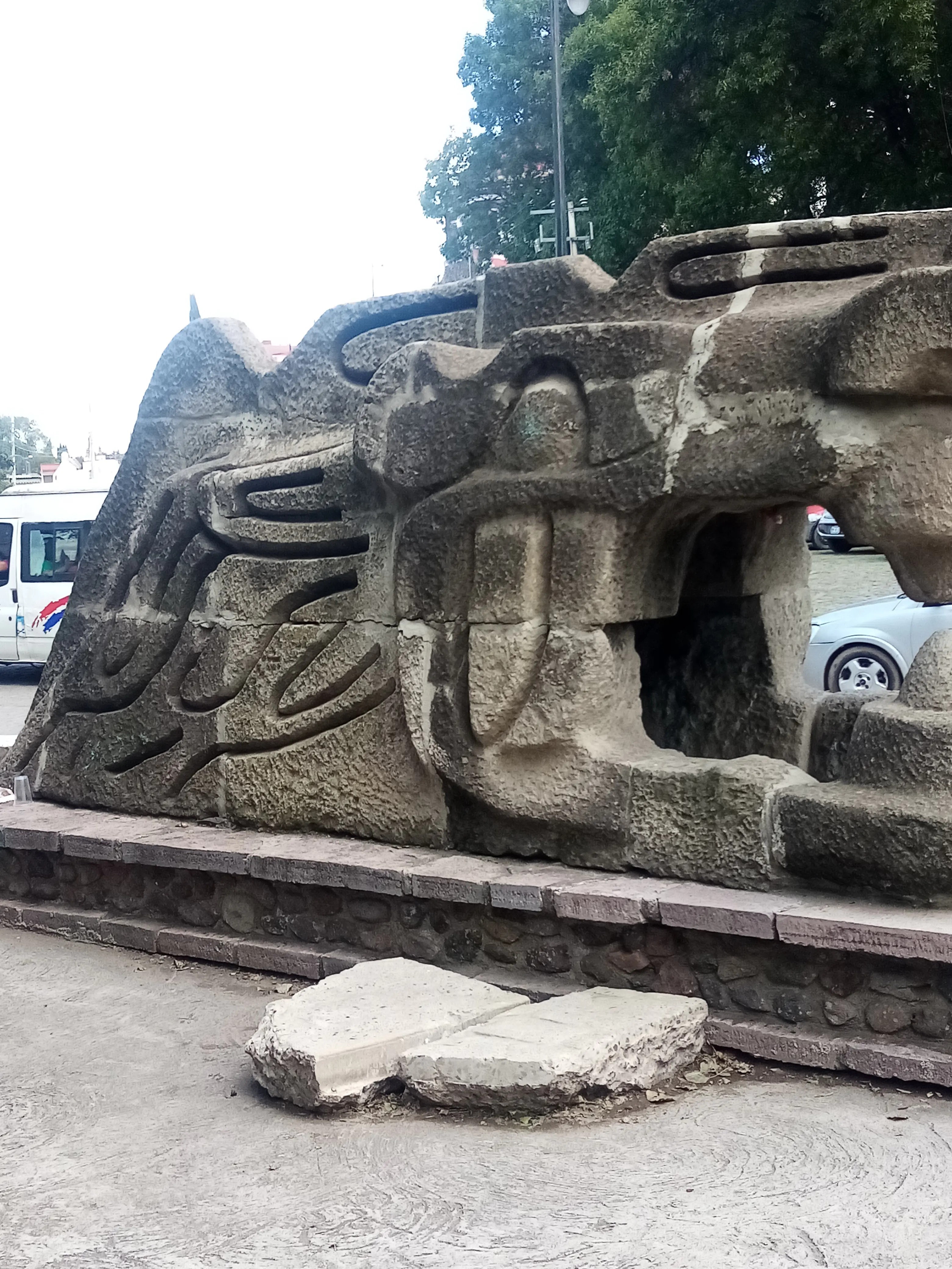 Los Ahuehuetes image 6