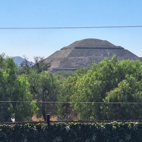 La Higuera Premier Teotihuacán image 1