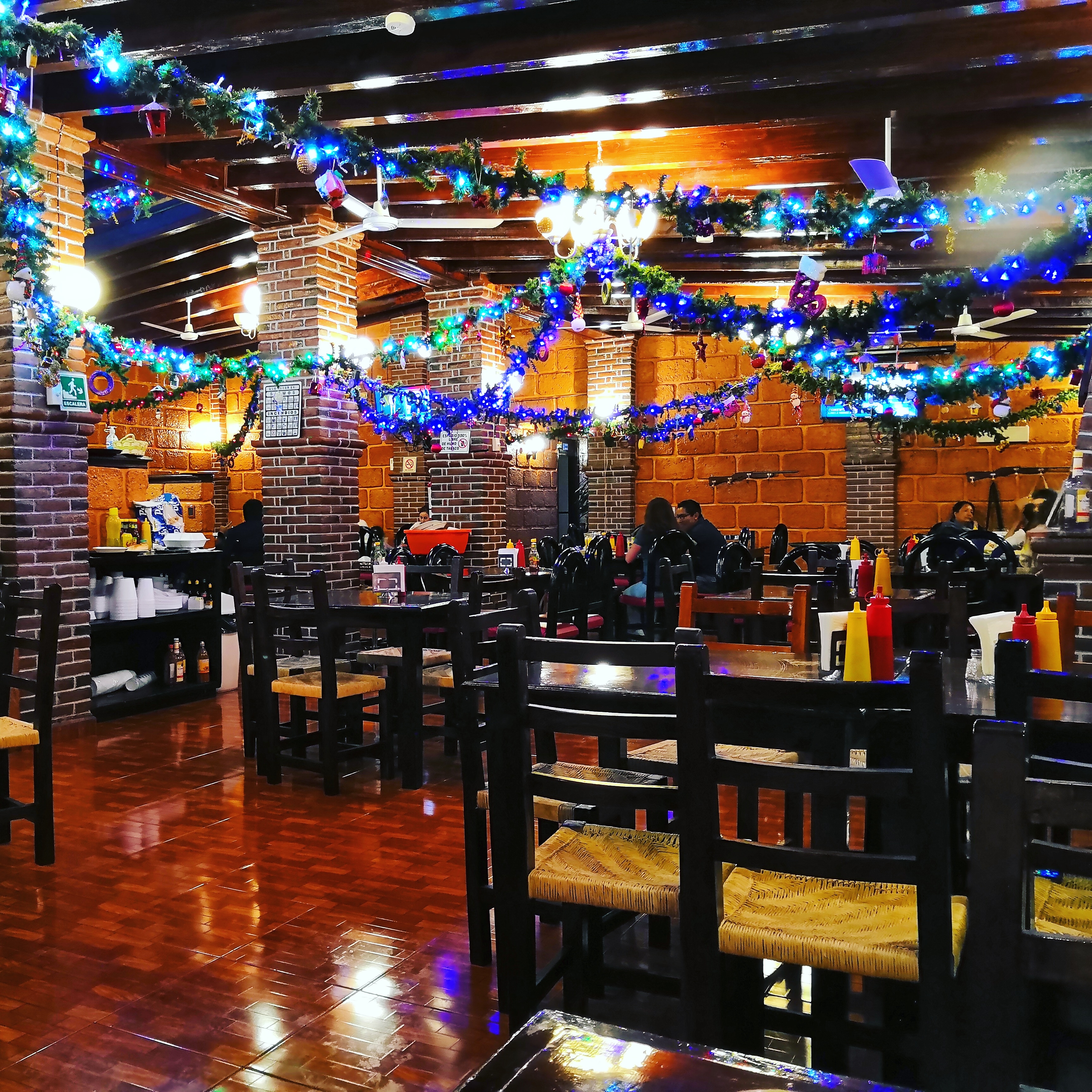 Los Arrecifes Restaurante Bar image 1