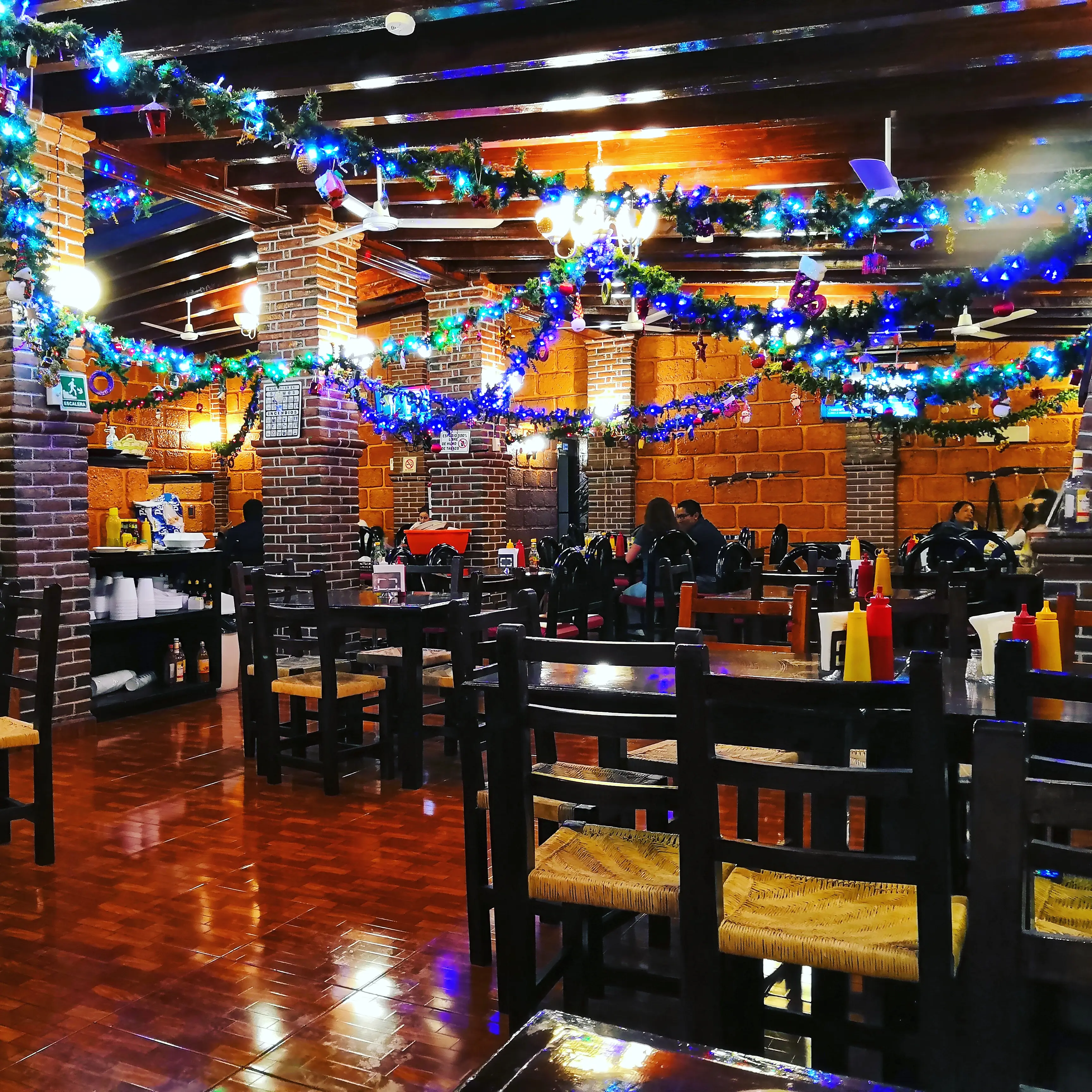 Los Arrecifes Restaurante Bar image 1