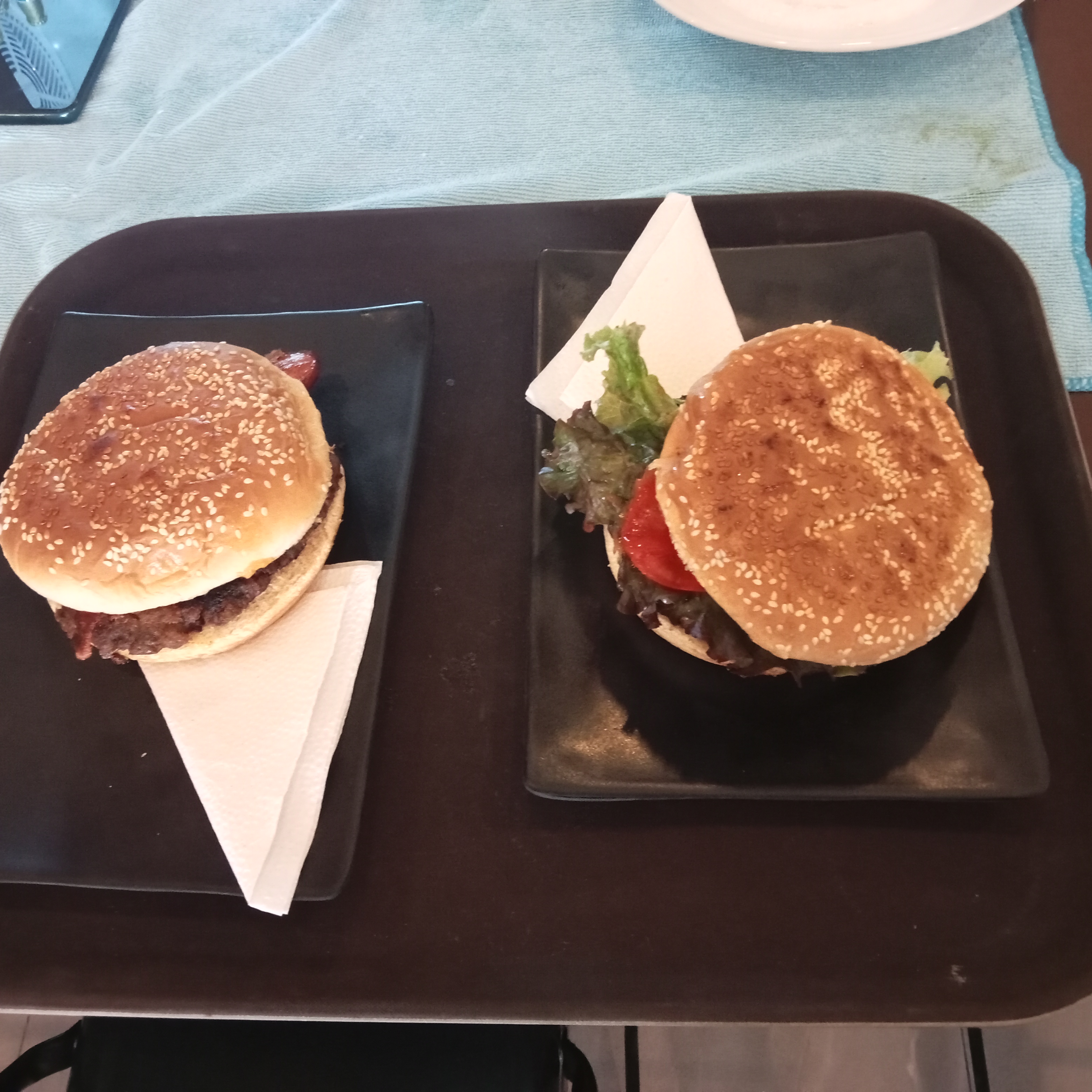 Karussos rest bar image 10