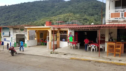 Comedor Chuchin image 2