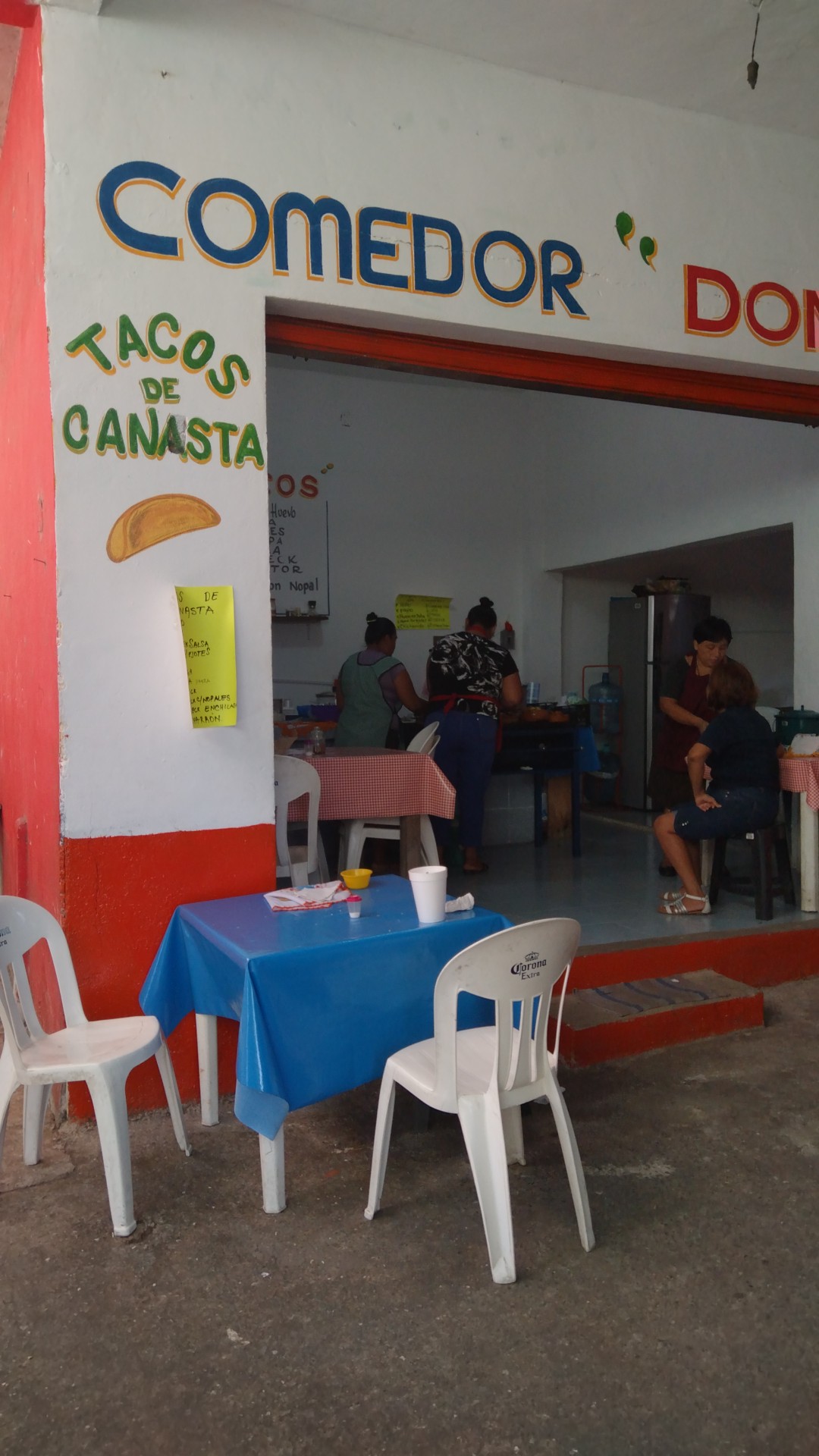 Comedor Domi image 1