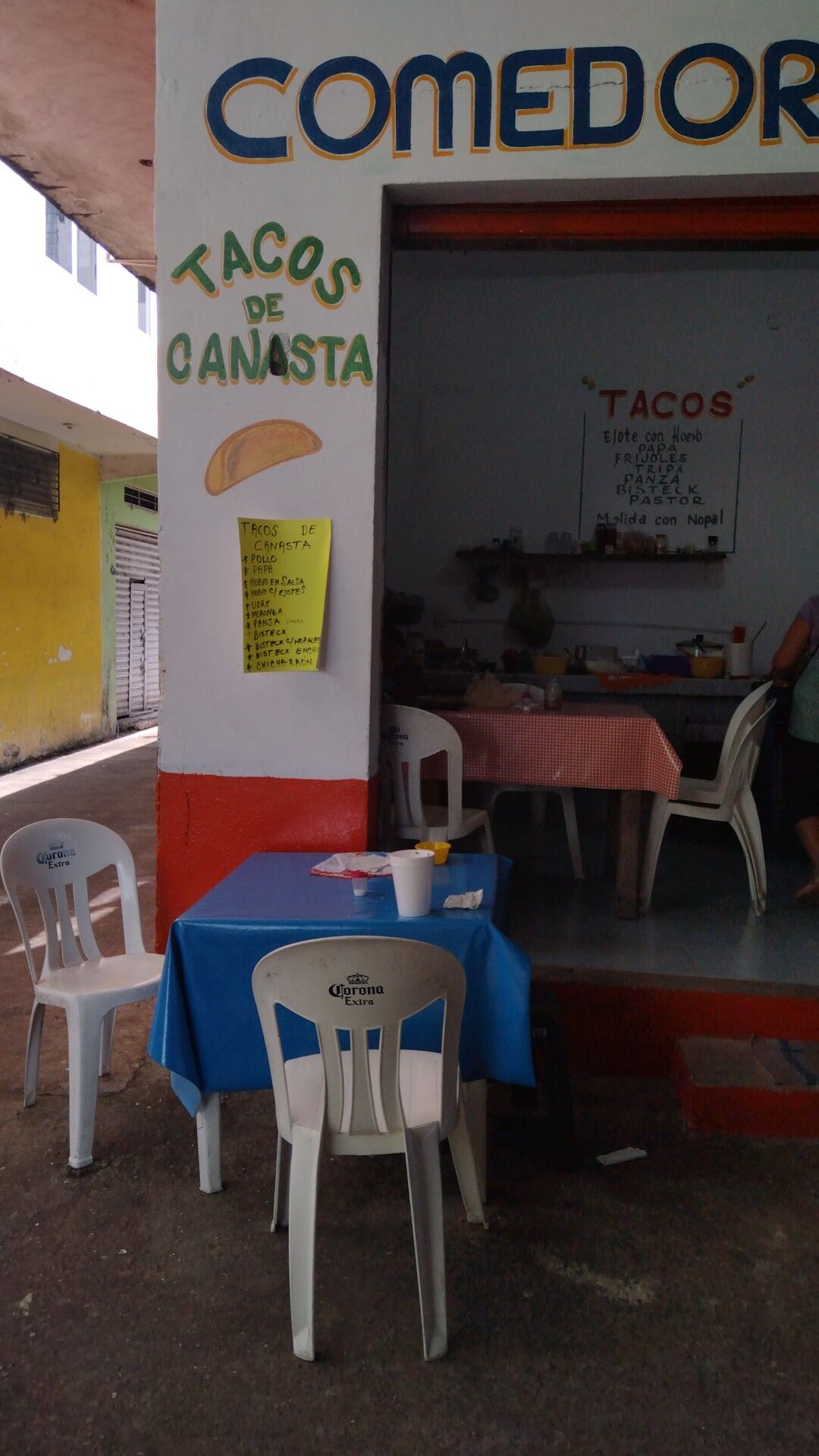 Comedor Domi image 5