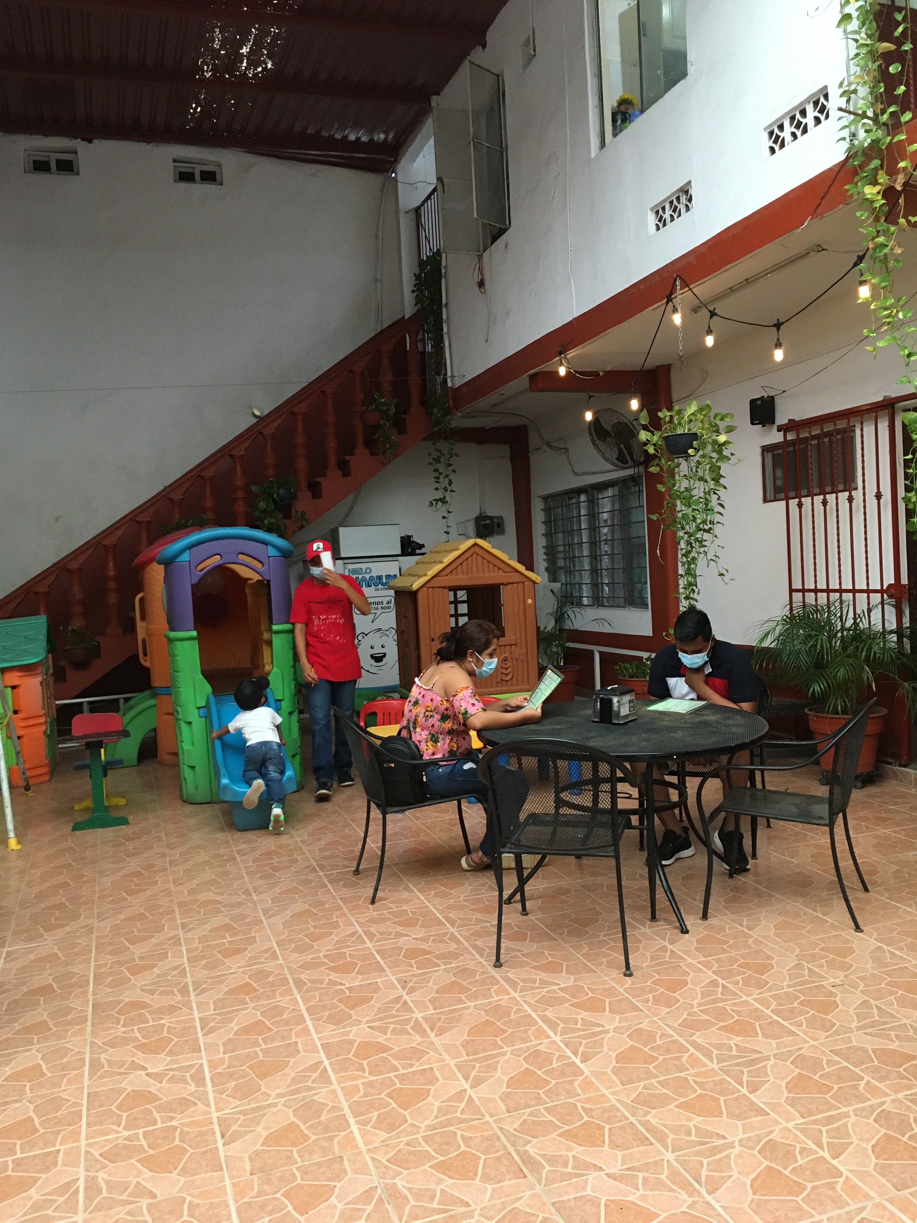 Pizzas Nonos image 1