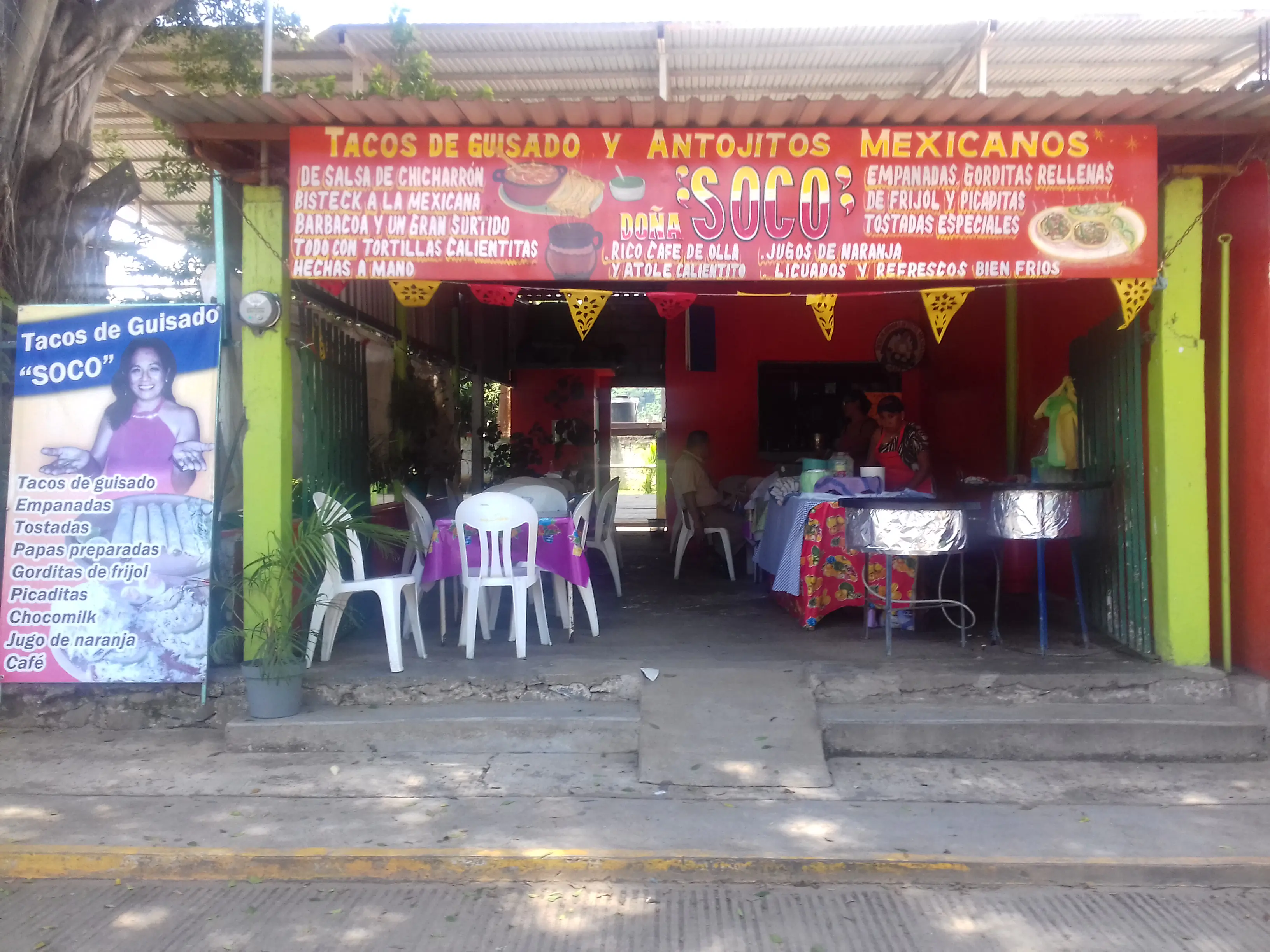 Tacos De Guisado Y Antojitos "DOÑA SOCO" image 9