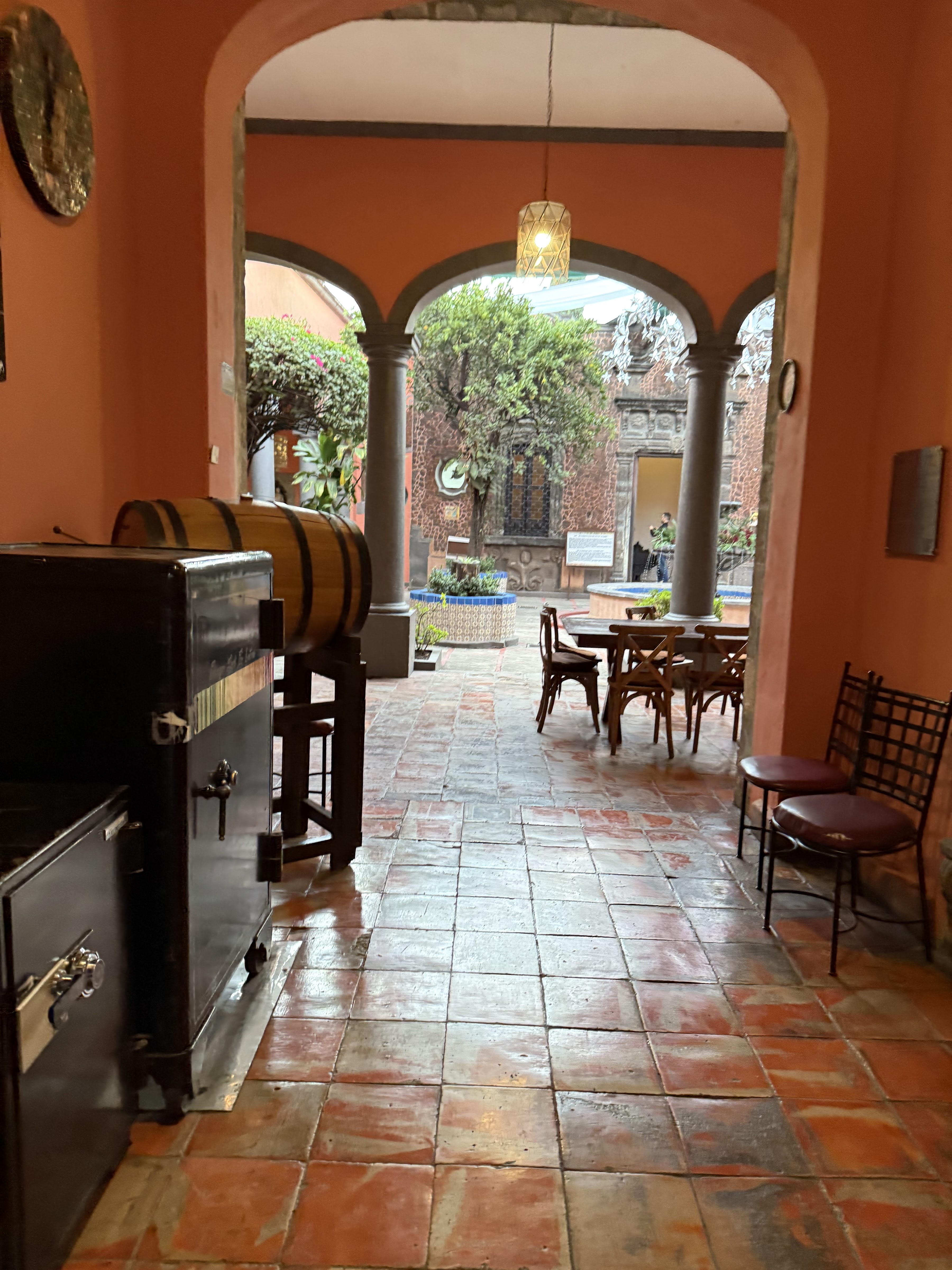 La Cueva de Don Cenobio image 2