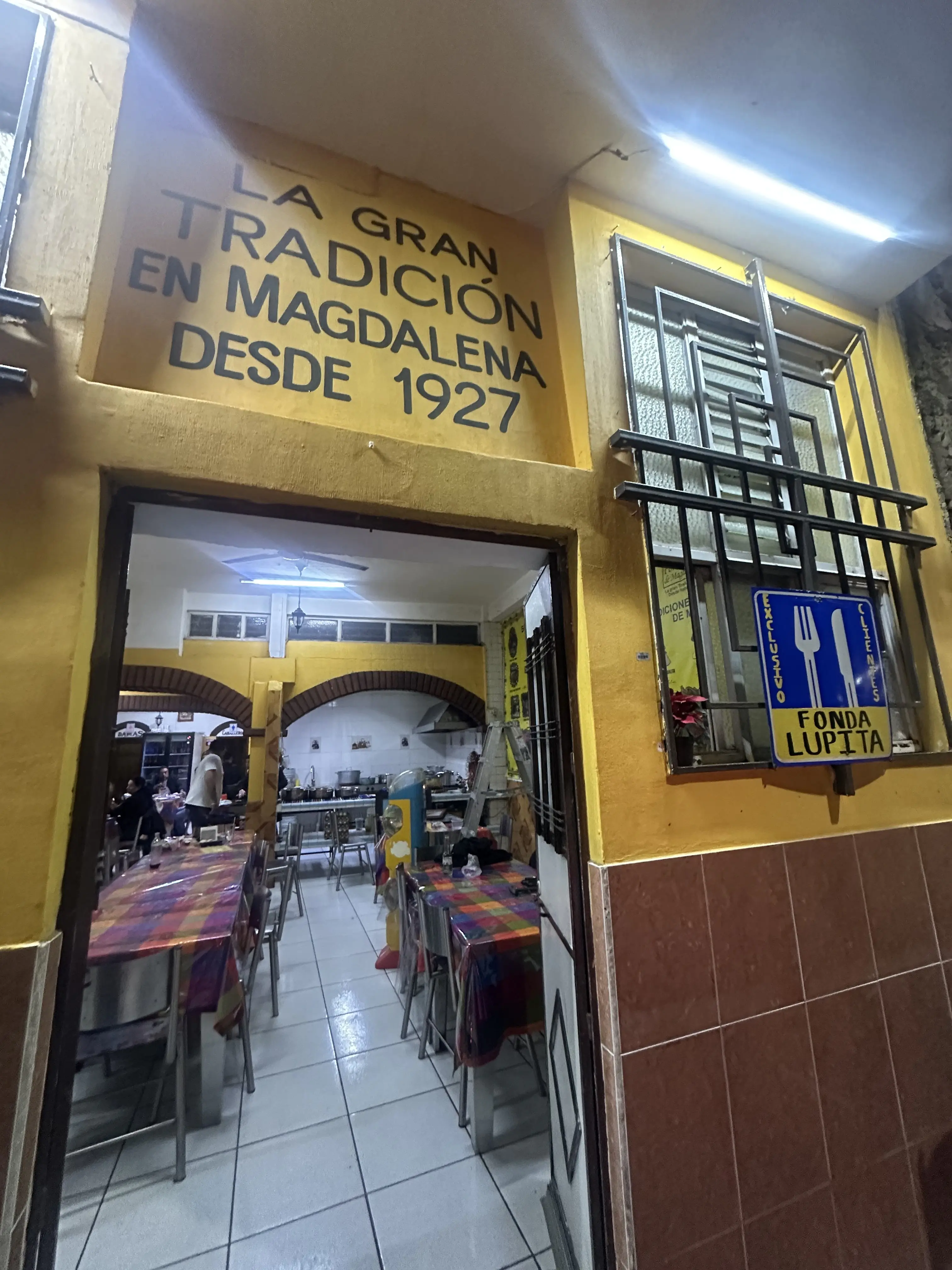 Fonda Lupita image 5
