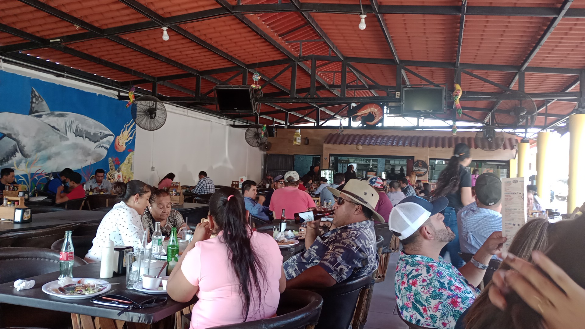 Mariscos "El Cachetes" image 4