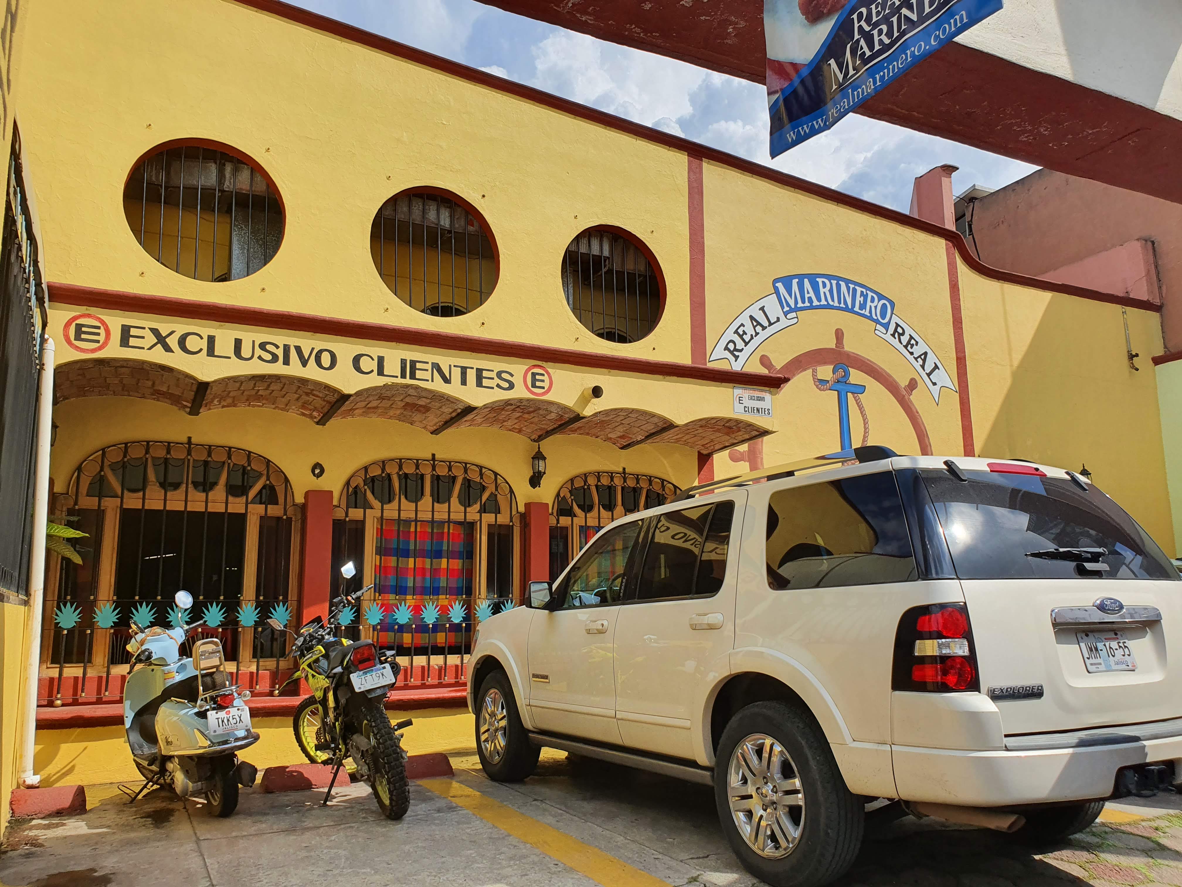 Real Marinero Restaurant image 1