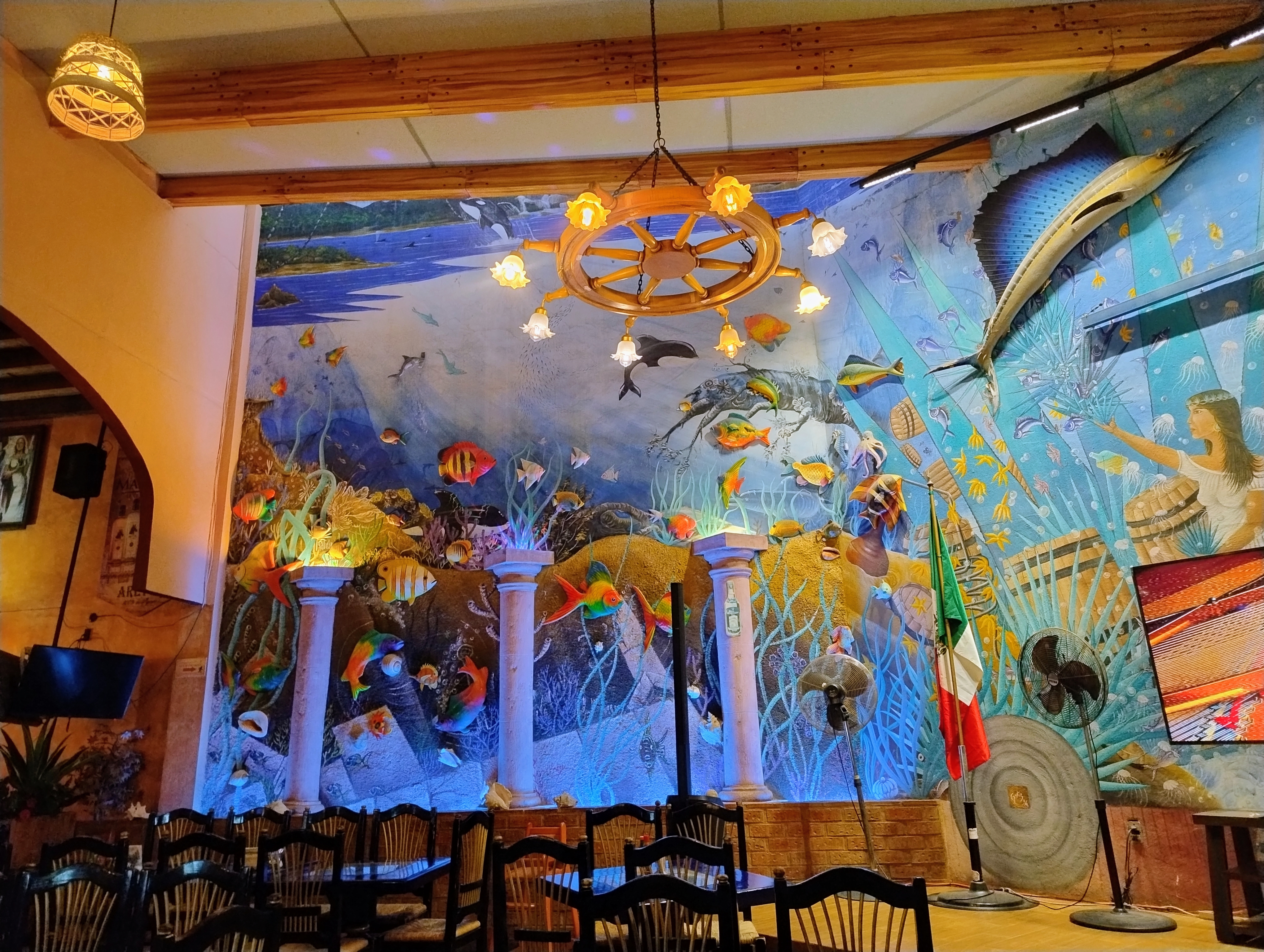 Real Marinero Restaurant image 2