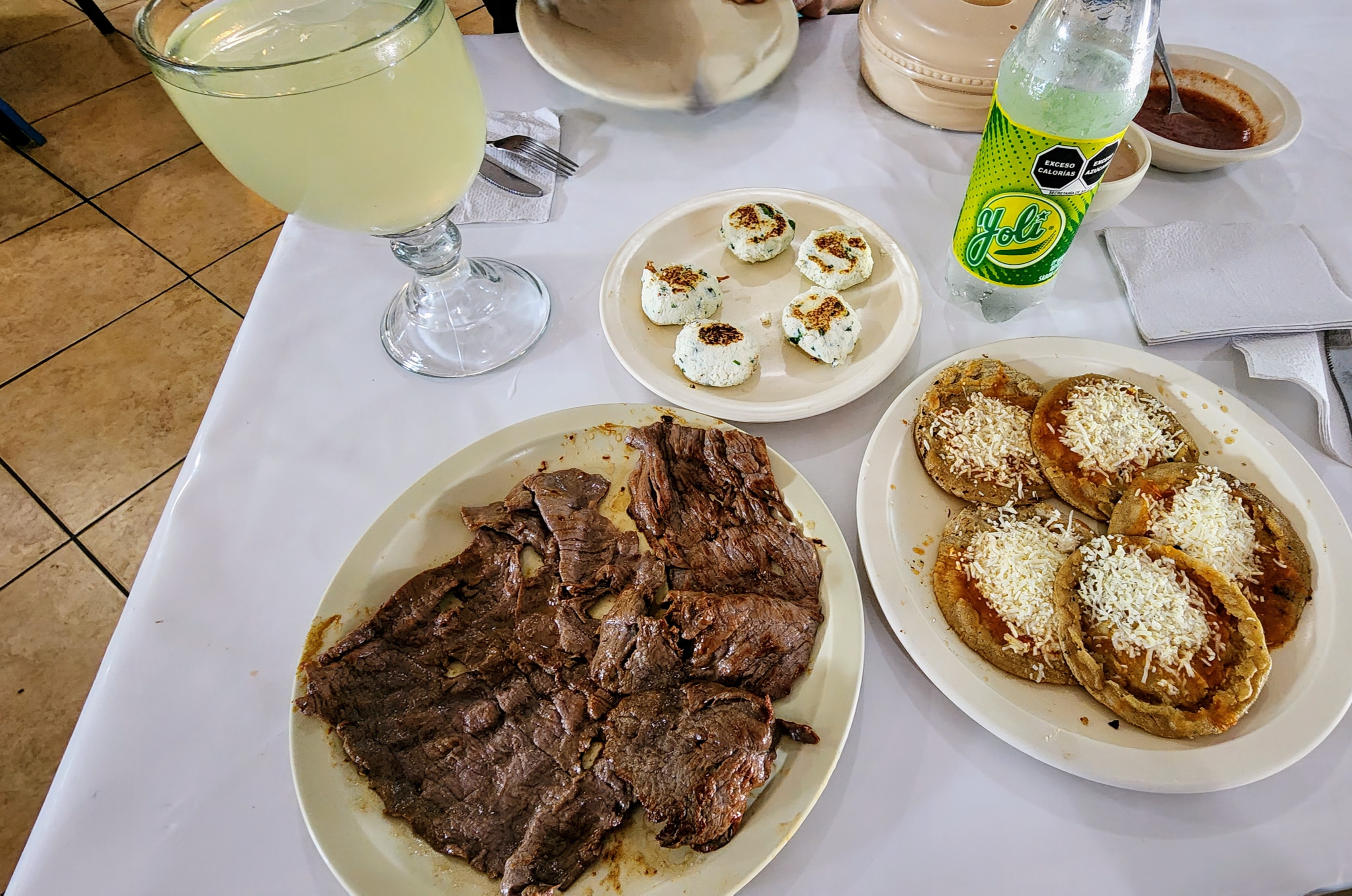 Fonda 4 Vientos image 2