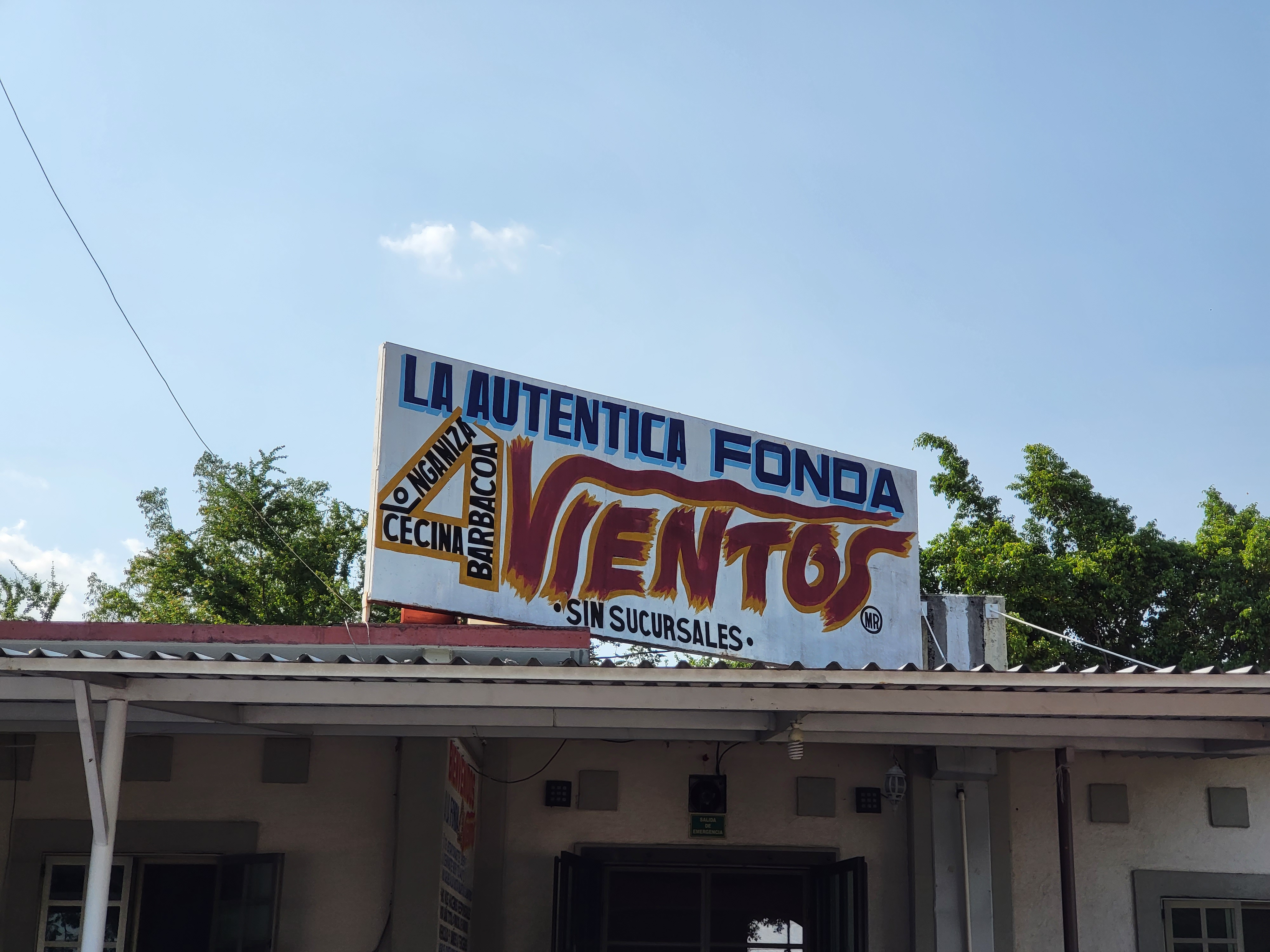 Fonda 4 Vientos image 8