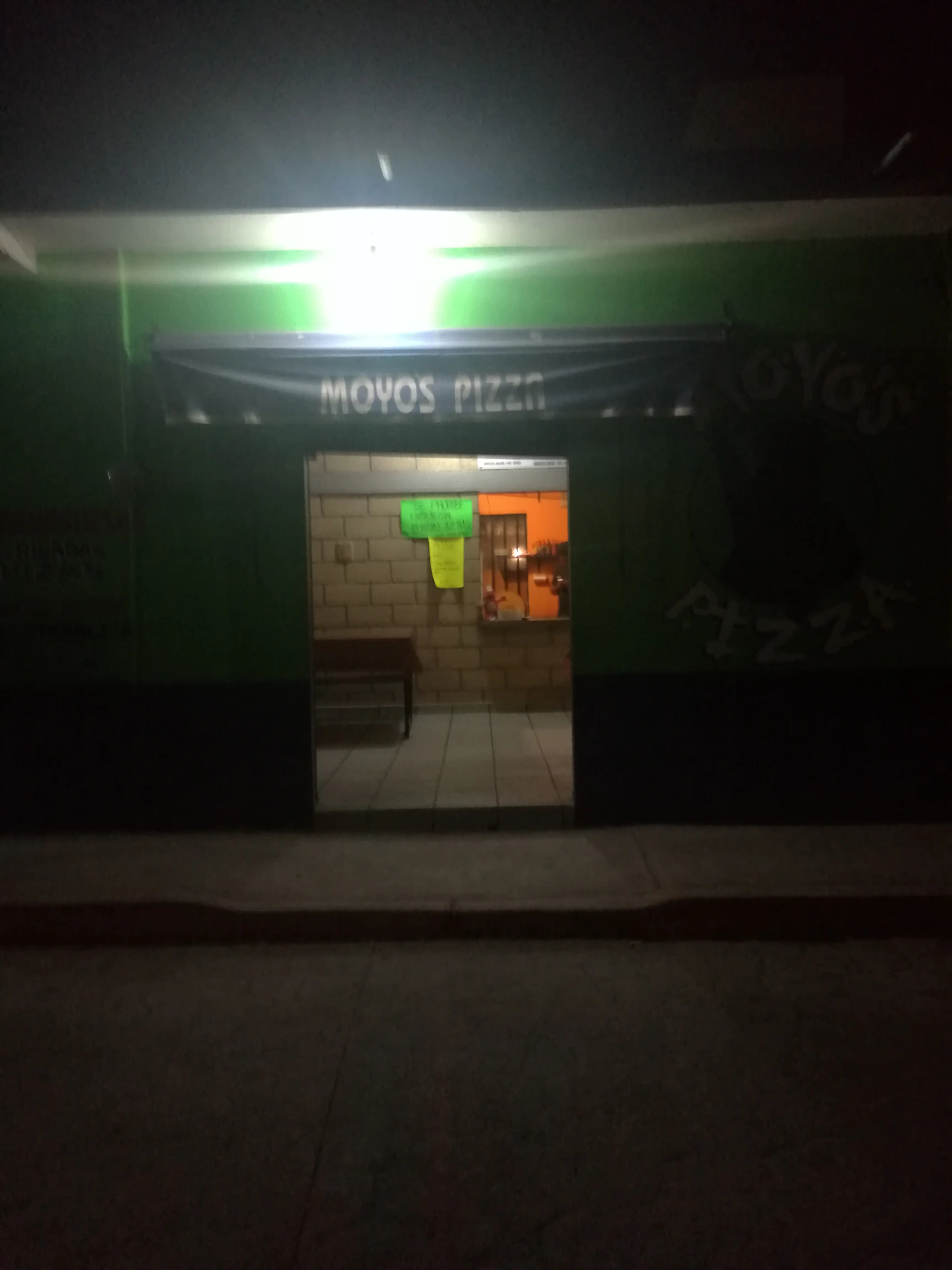 Moyo ' S Pizza image 3