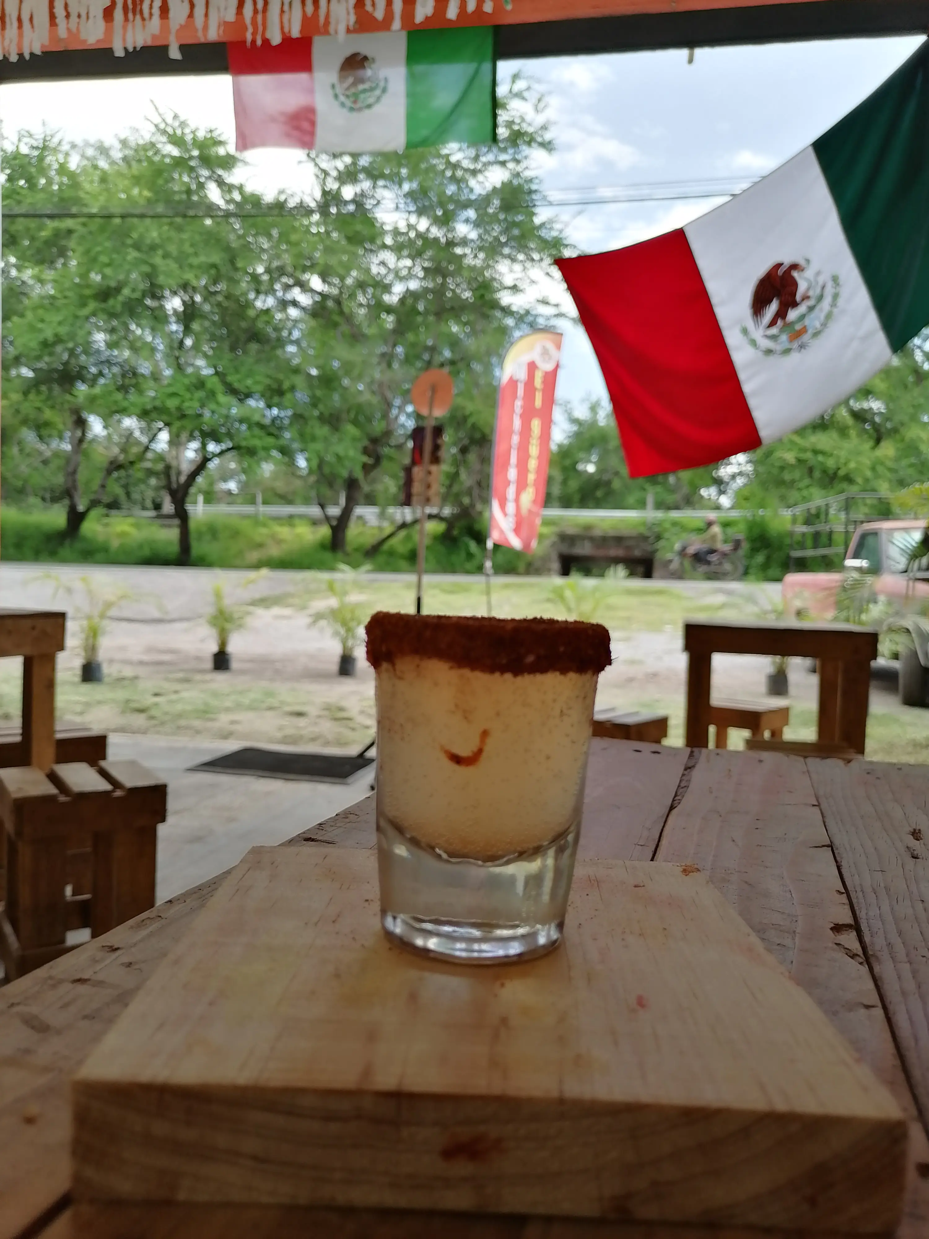 Micheladas El Güero image 1
