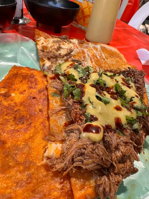 Birrieria “la cura” image 3