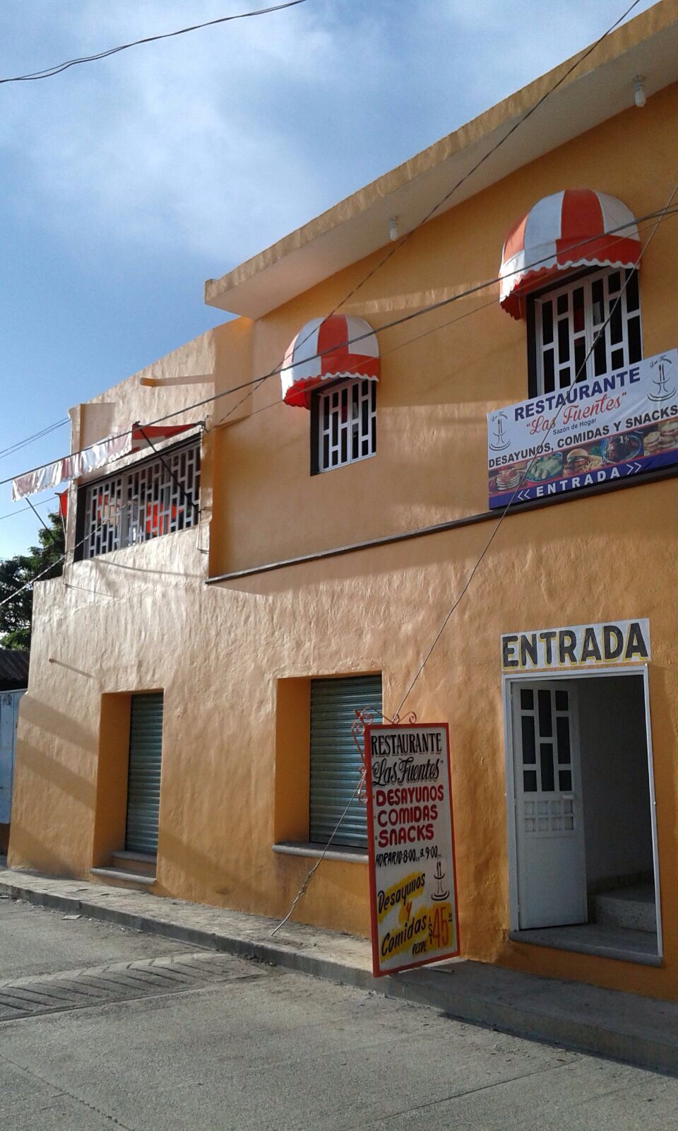 Restaurant - Las Fuentes image 6