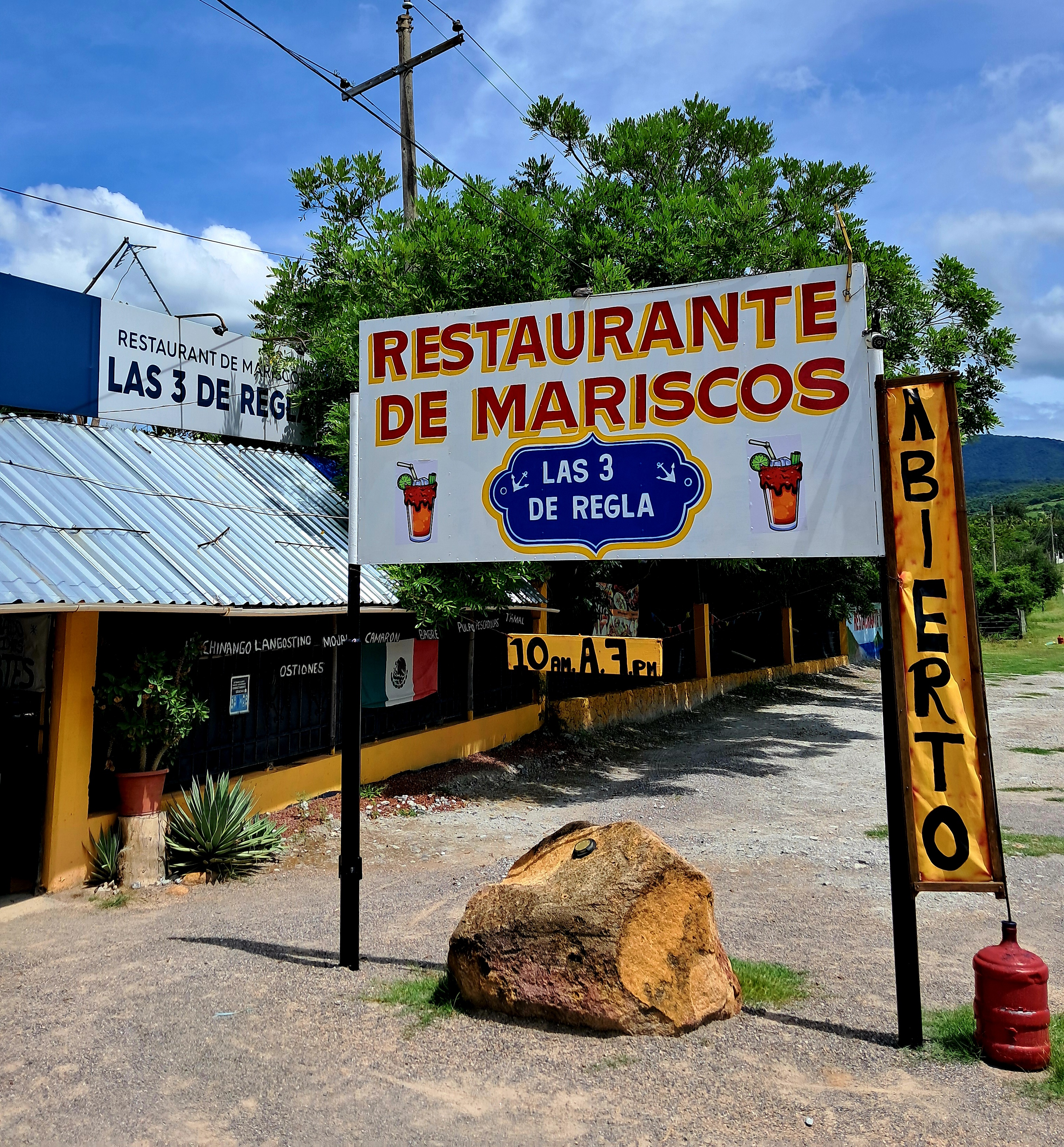 RESTAURANTE DE MARISCOS LAS 3 DE REGLA image 1