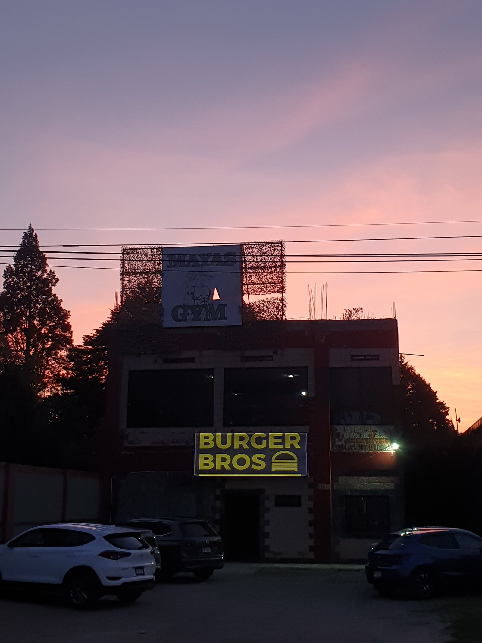 BURGER BROS image 5