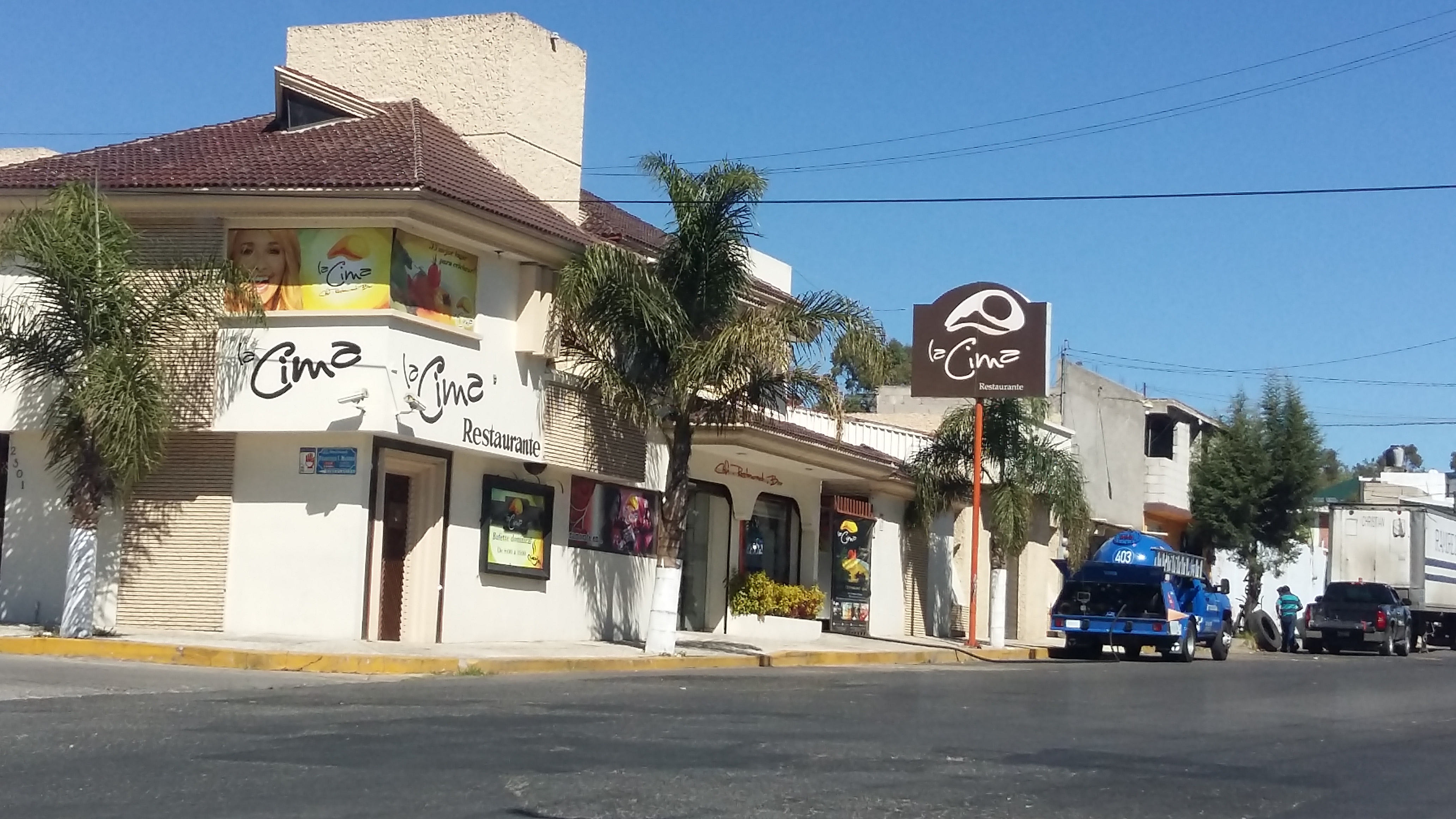 La Cima Restaurante Bar image 1