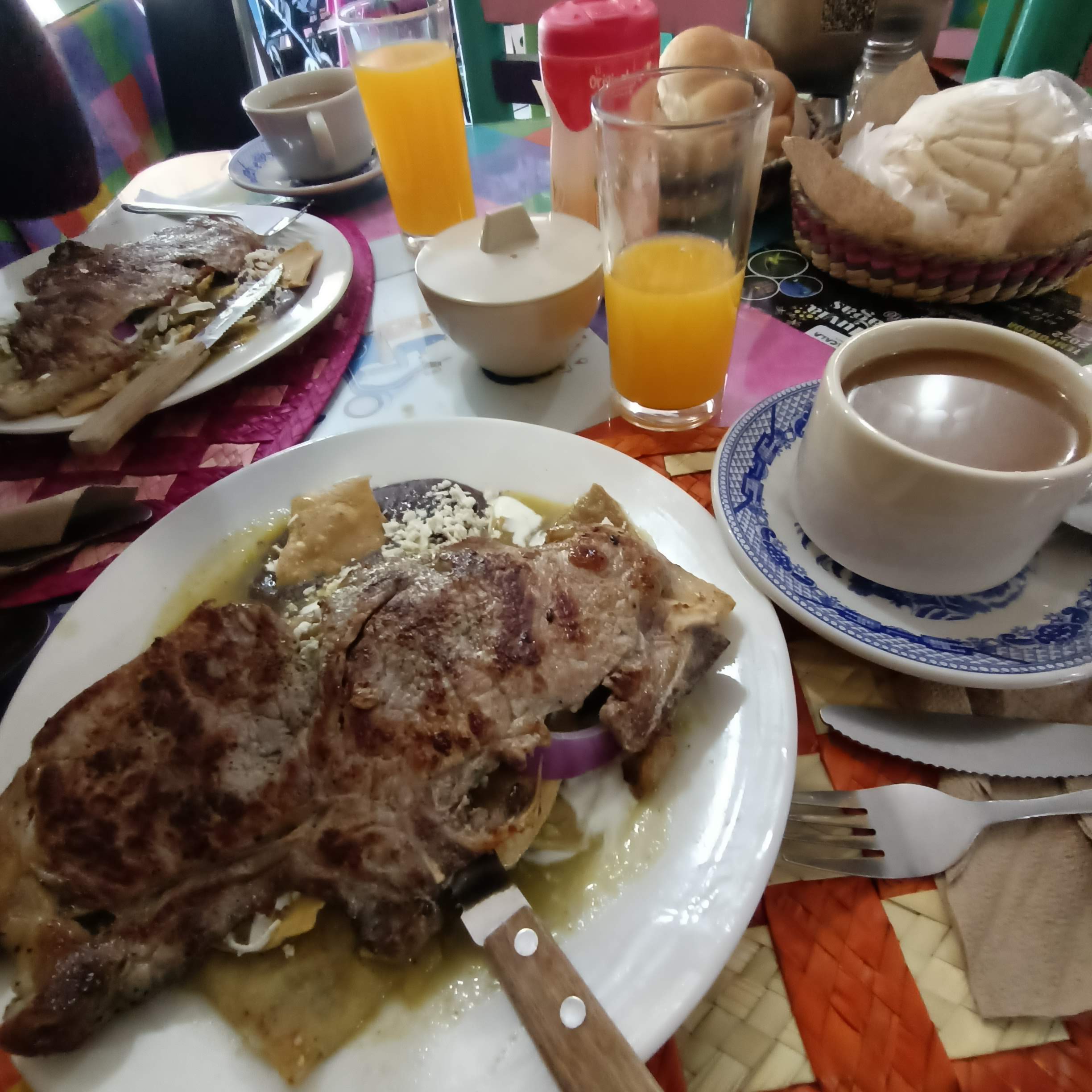 Los Mexicanos image 7