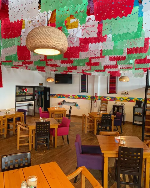 Nuestras Raíces, Restaurante-Café image 1