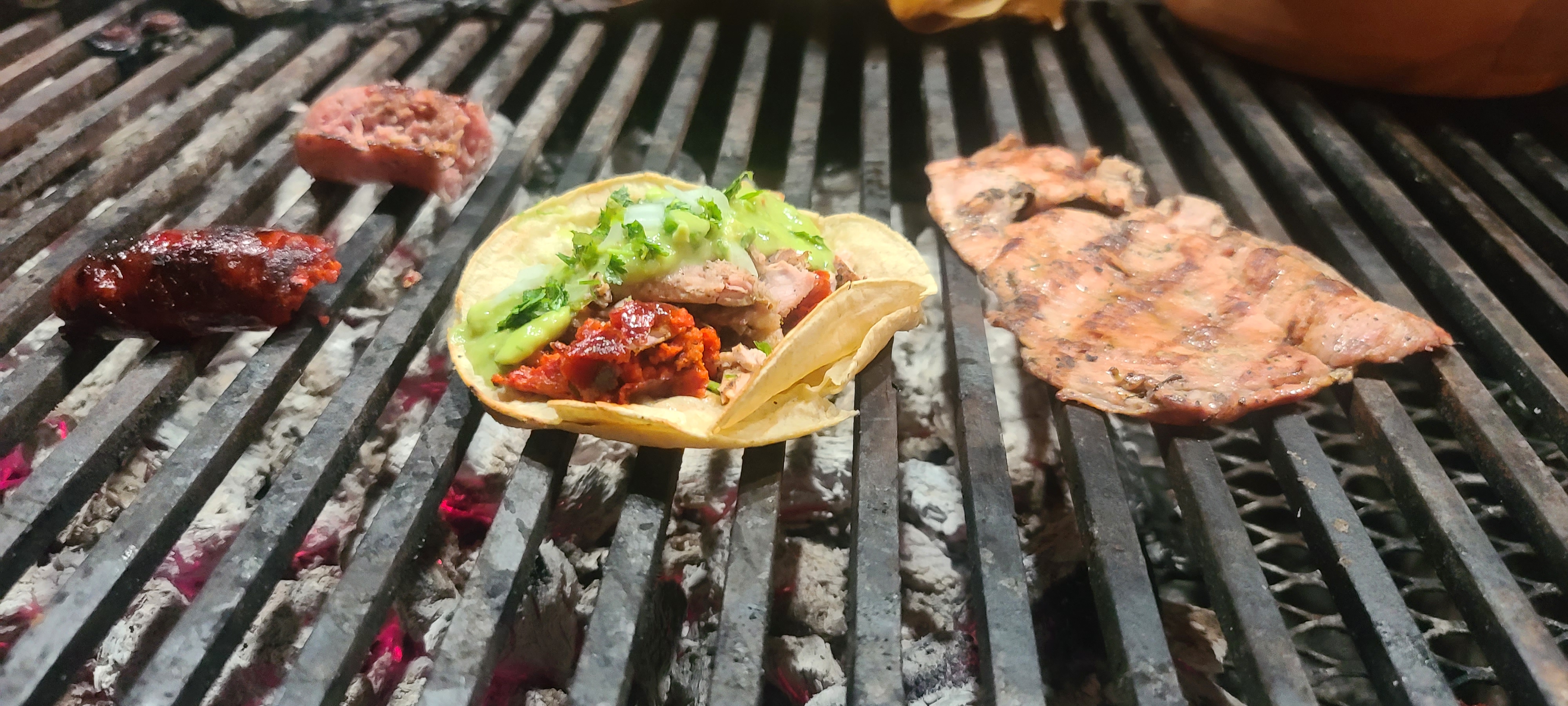 Tacos Los Asaditos "Estilo Tijuana" image 3