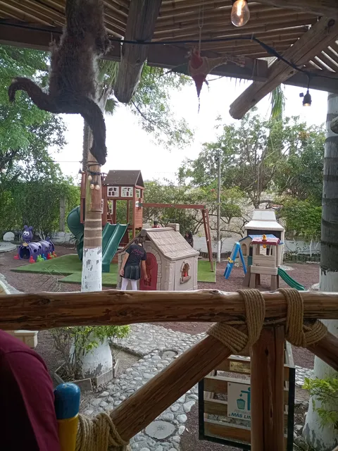 El Tilingo Lingo image 1