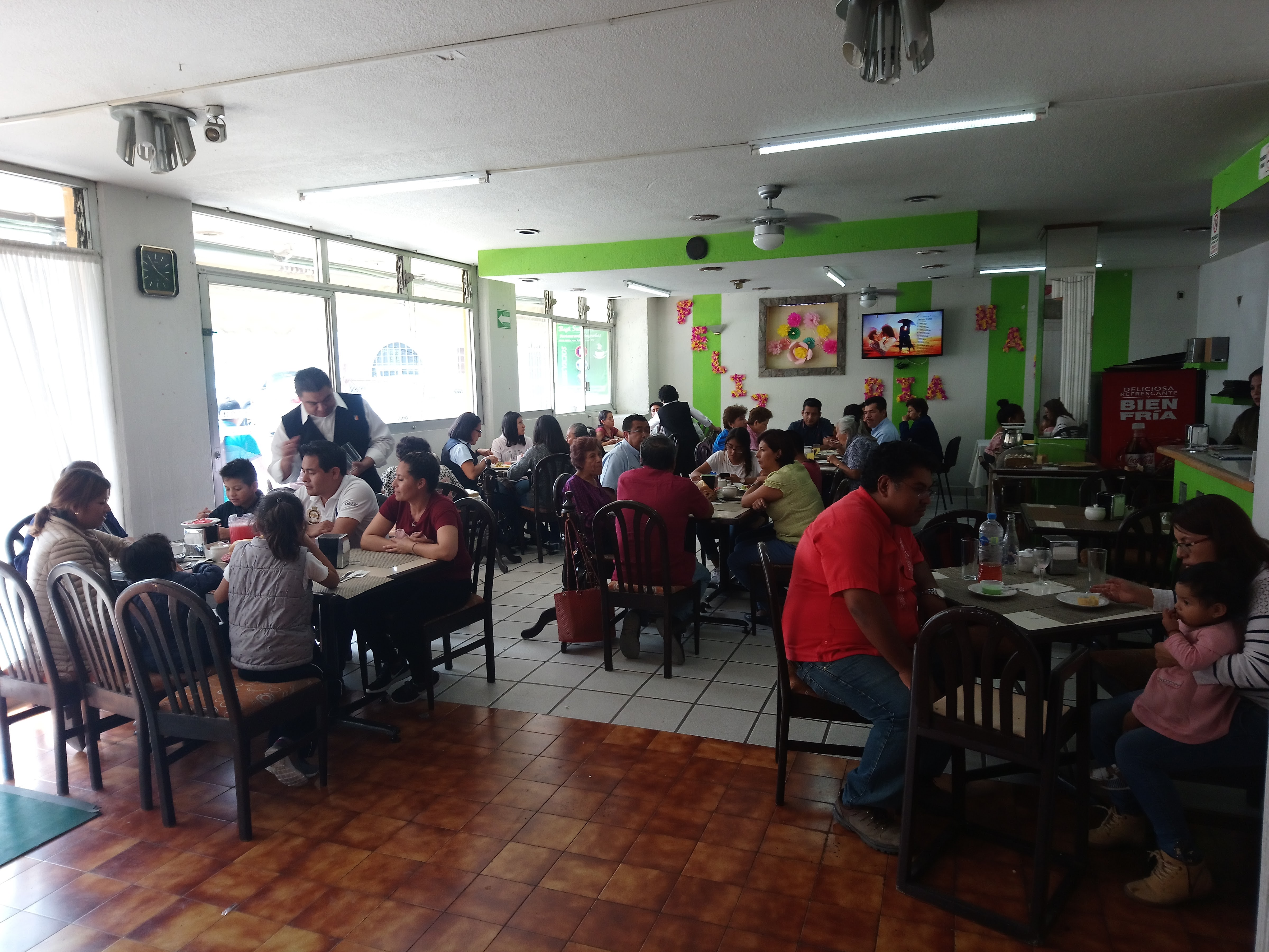 Magnolias Restaurant image 2