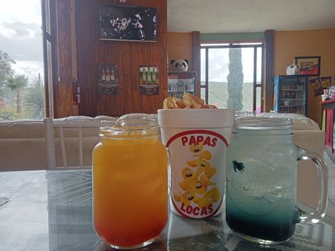 Los Cipreses Restaurante Salón Jardin image 8