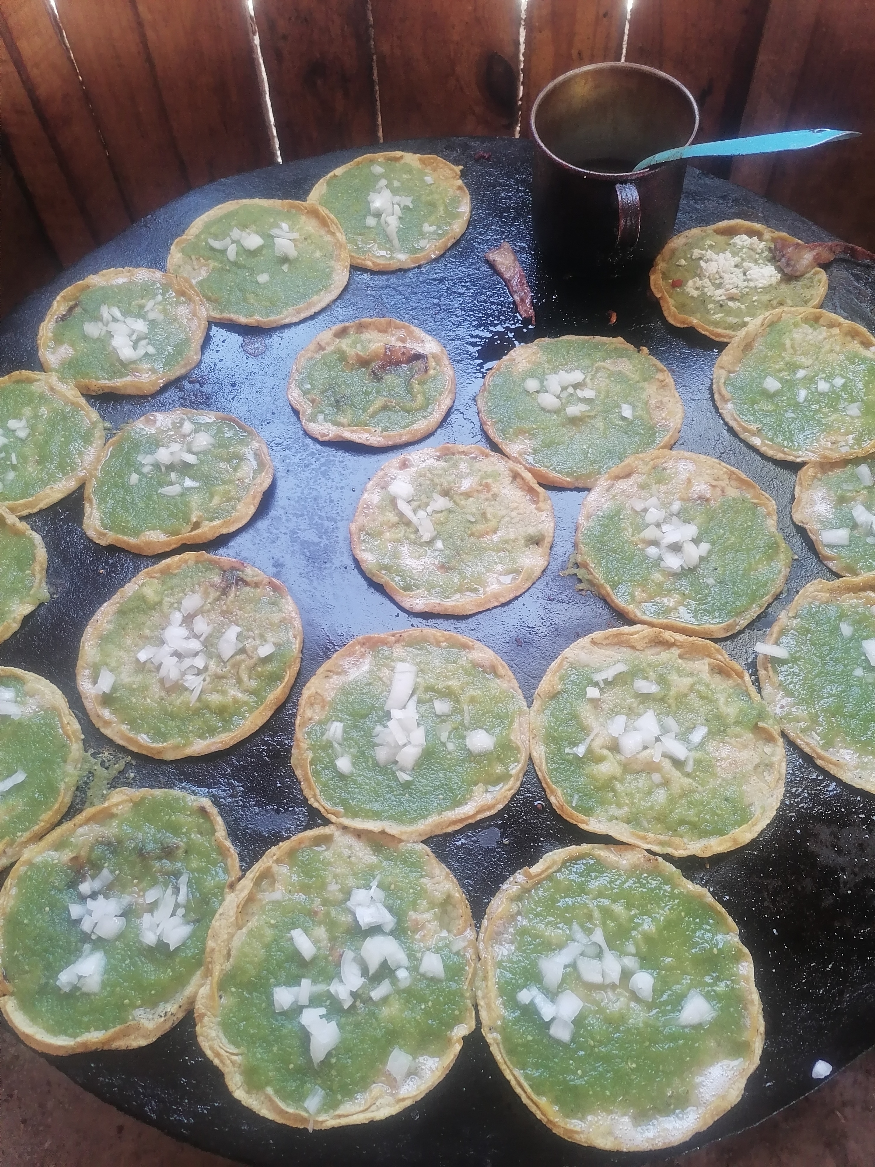 Pulques de la subida del panteon. image 5