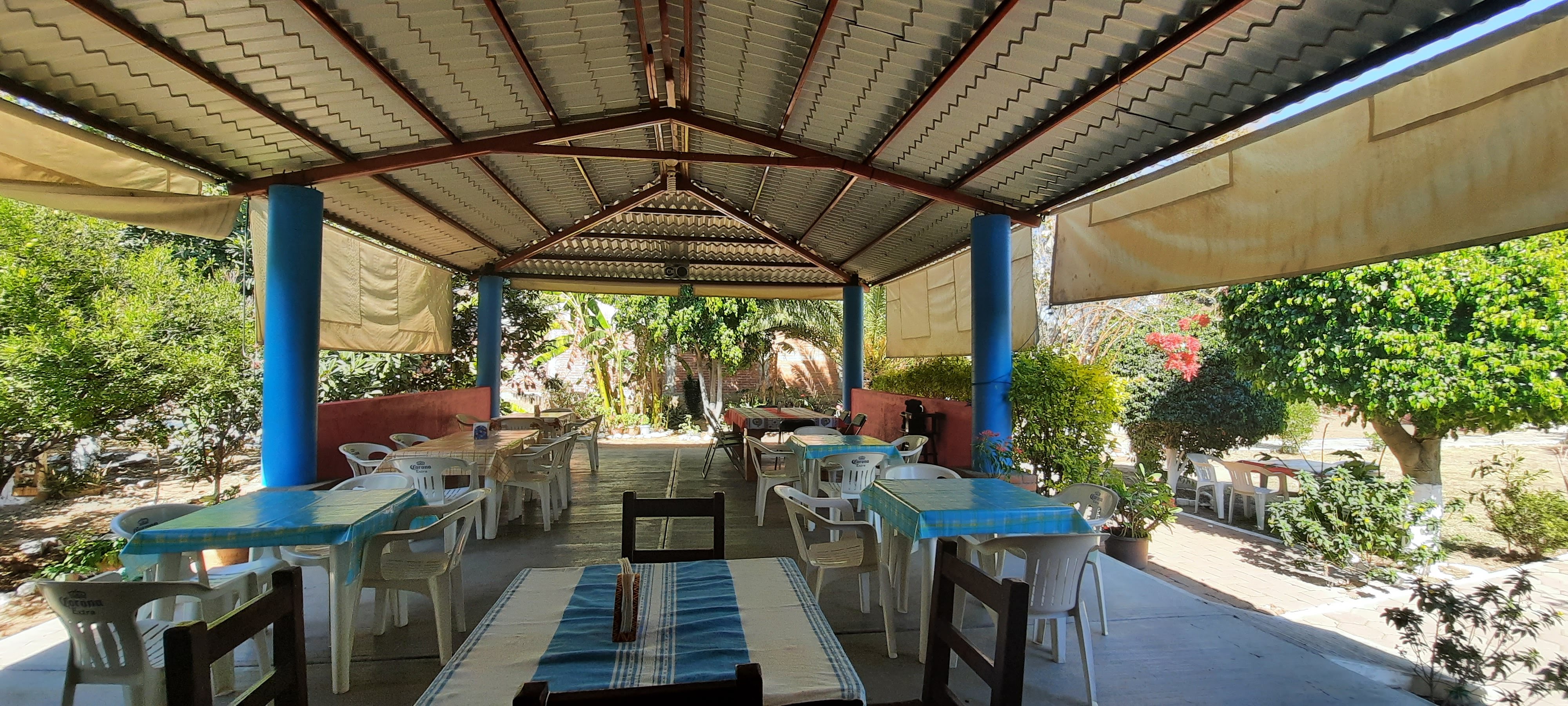 Los Mangales Restaurante image 9